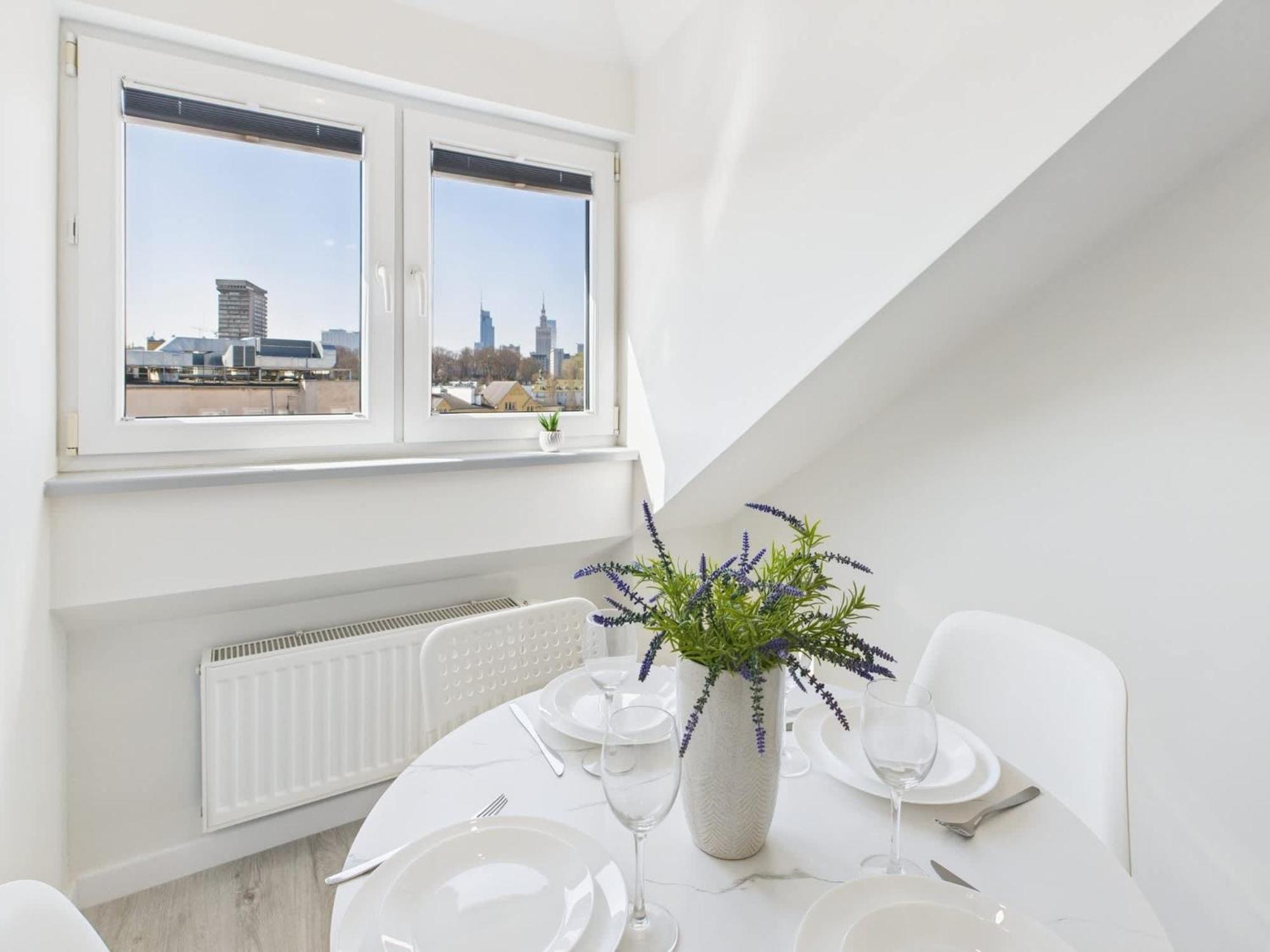 Bright With Air Conditioning Near The Copernicus Science Center In By Renters * Warsaw