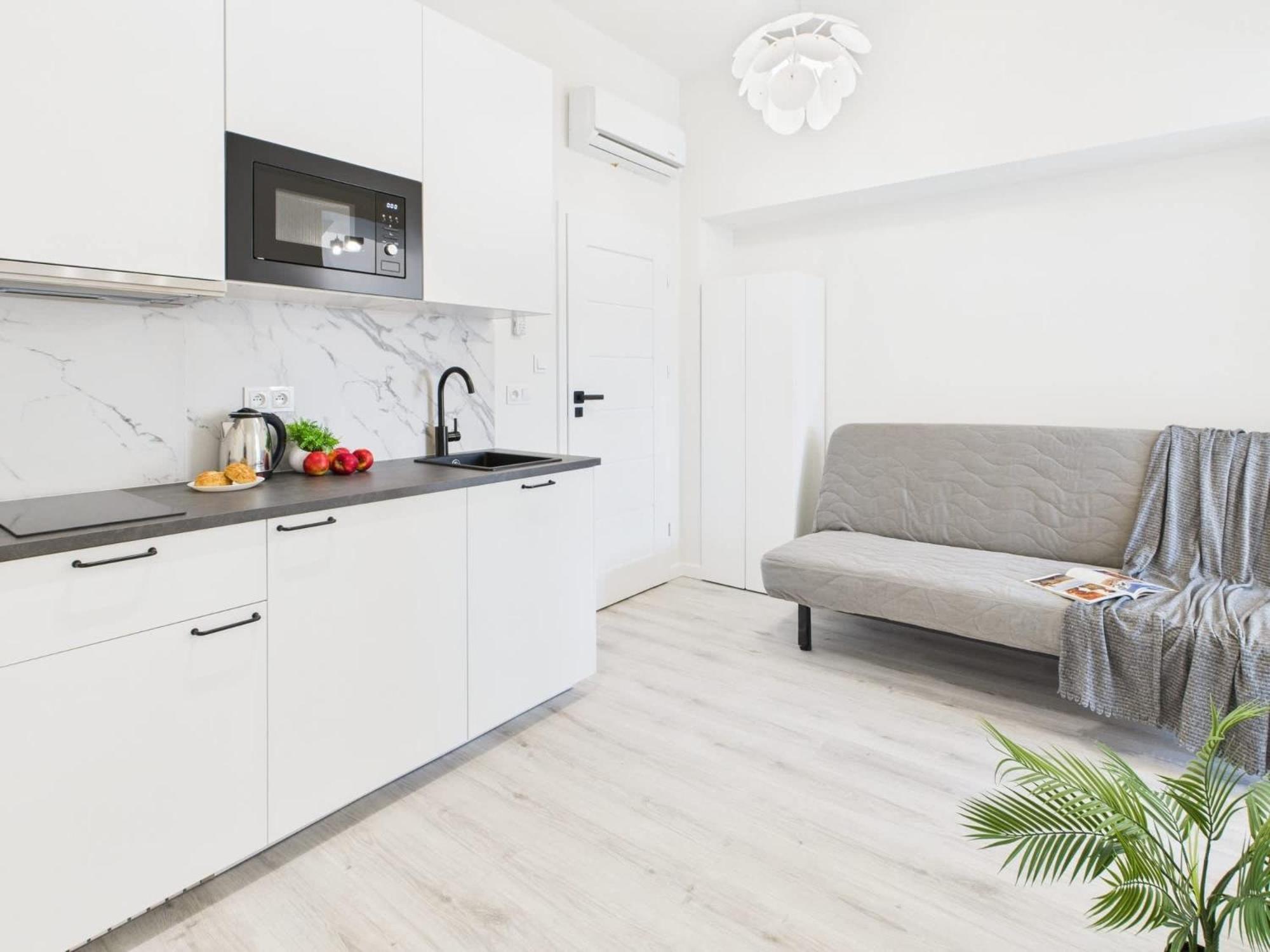 Bright With Air Conditioning Near The Copernicus Science Center In By Renters * Warsaw