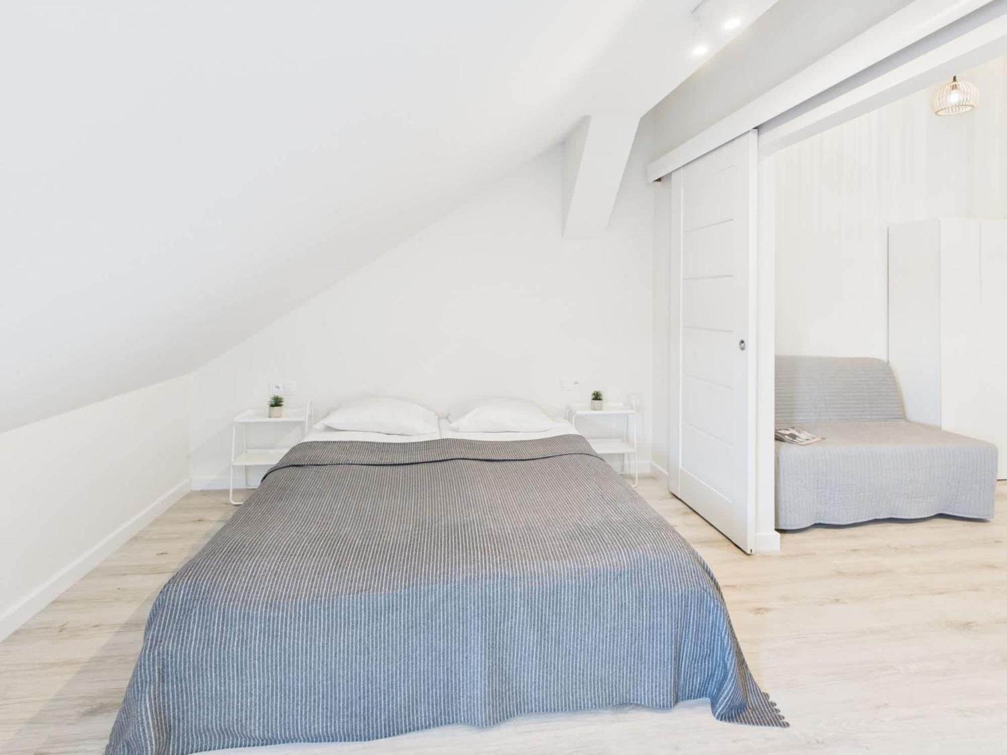Bright With Air Conditioning Near The Copernicus Science Center In By Renters Apartment Warsaw
