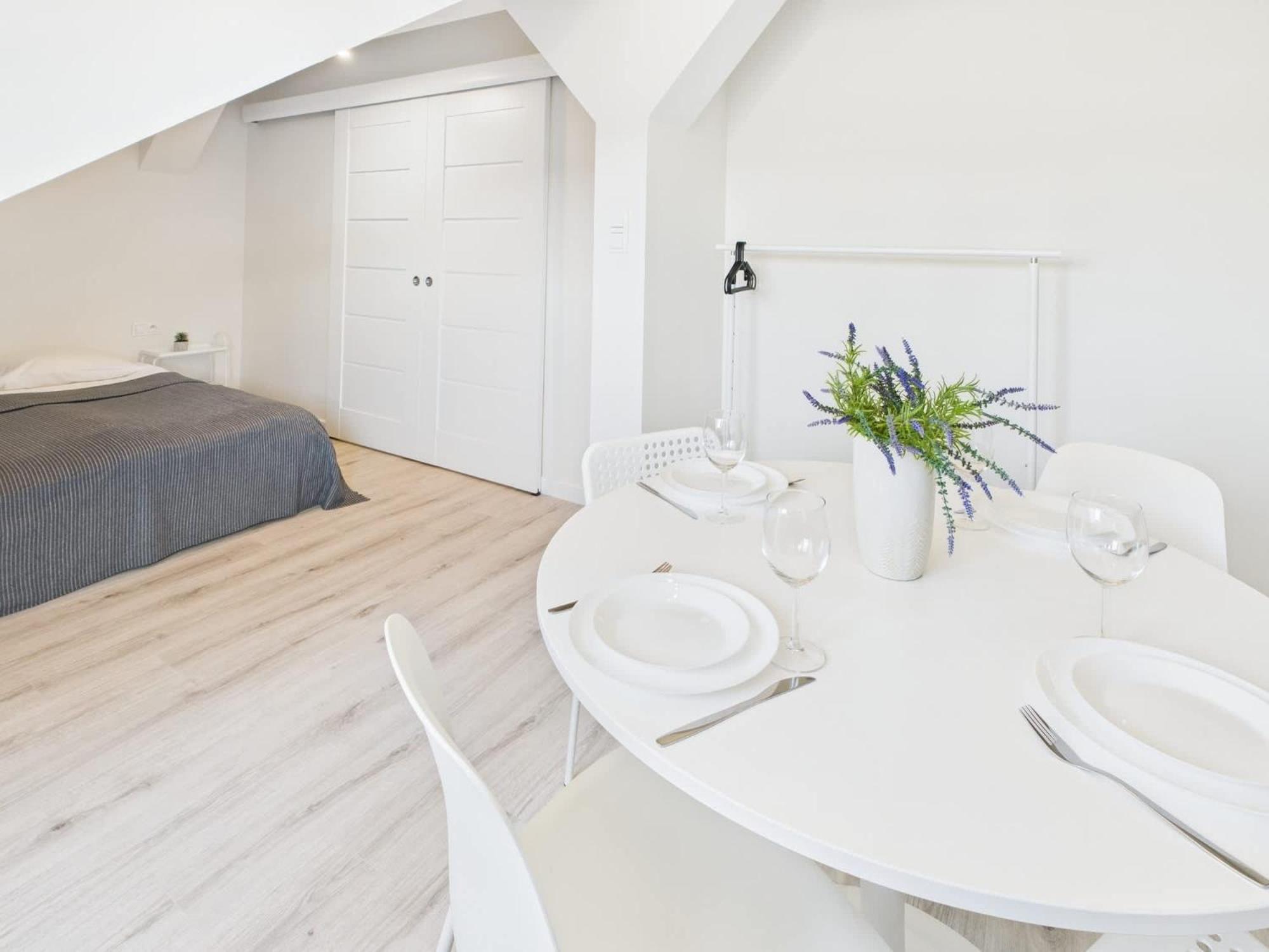 Bright With Air Conditioning Near The Copernicus Science Center In By Renters Apartment Warsaw