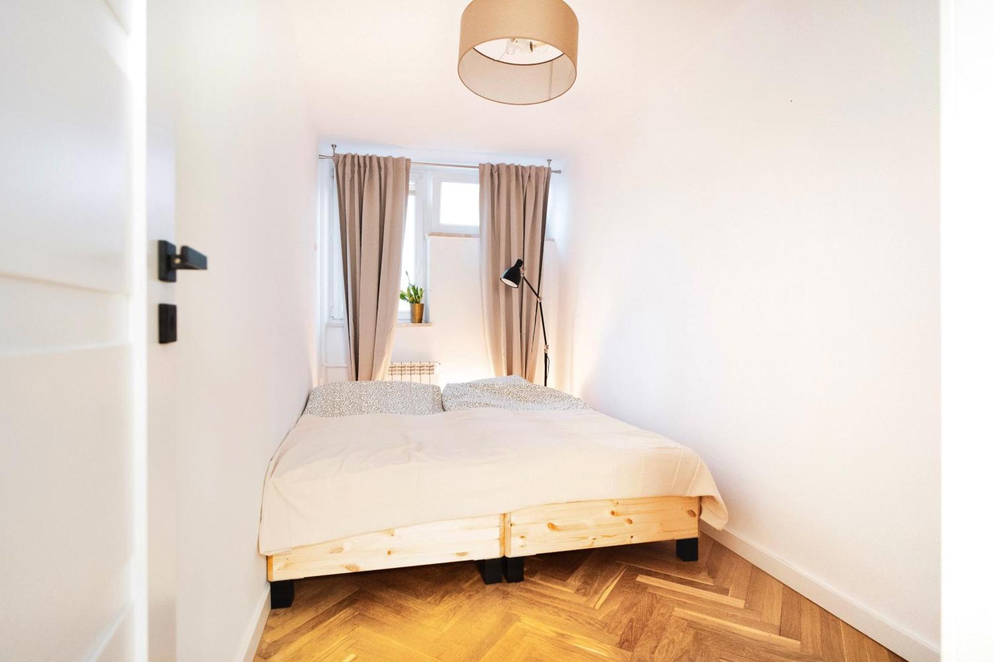 Apartment Centrum Miasta! Oddzielna Kuchnia! 14 Pietro! 2 Sypialnie! *