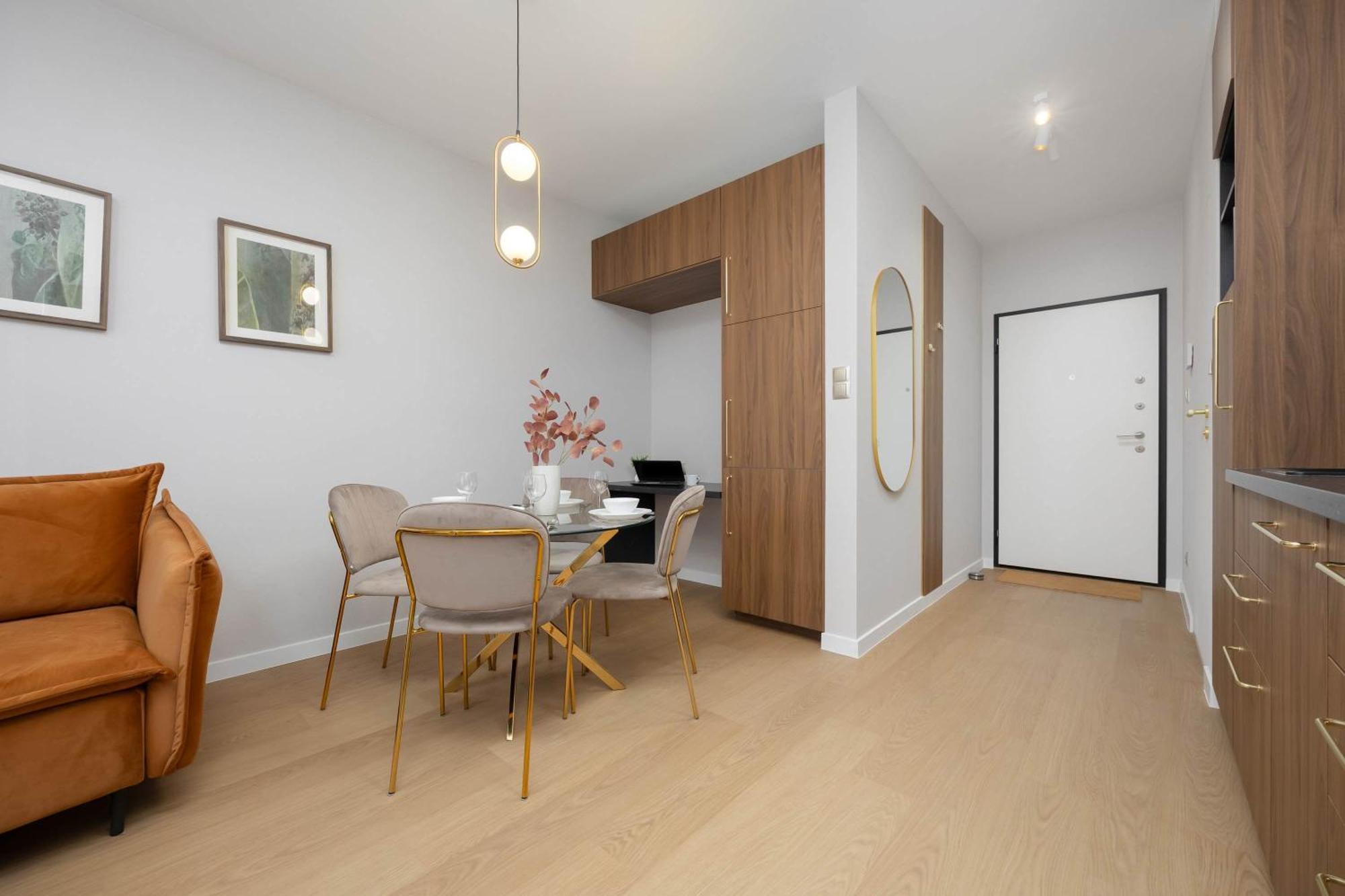 Apartment Deluxe Domaniewska With Ac By Renters Prestige Warsaw
