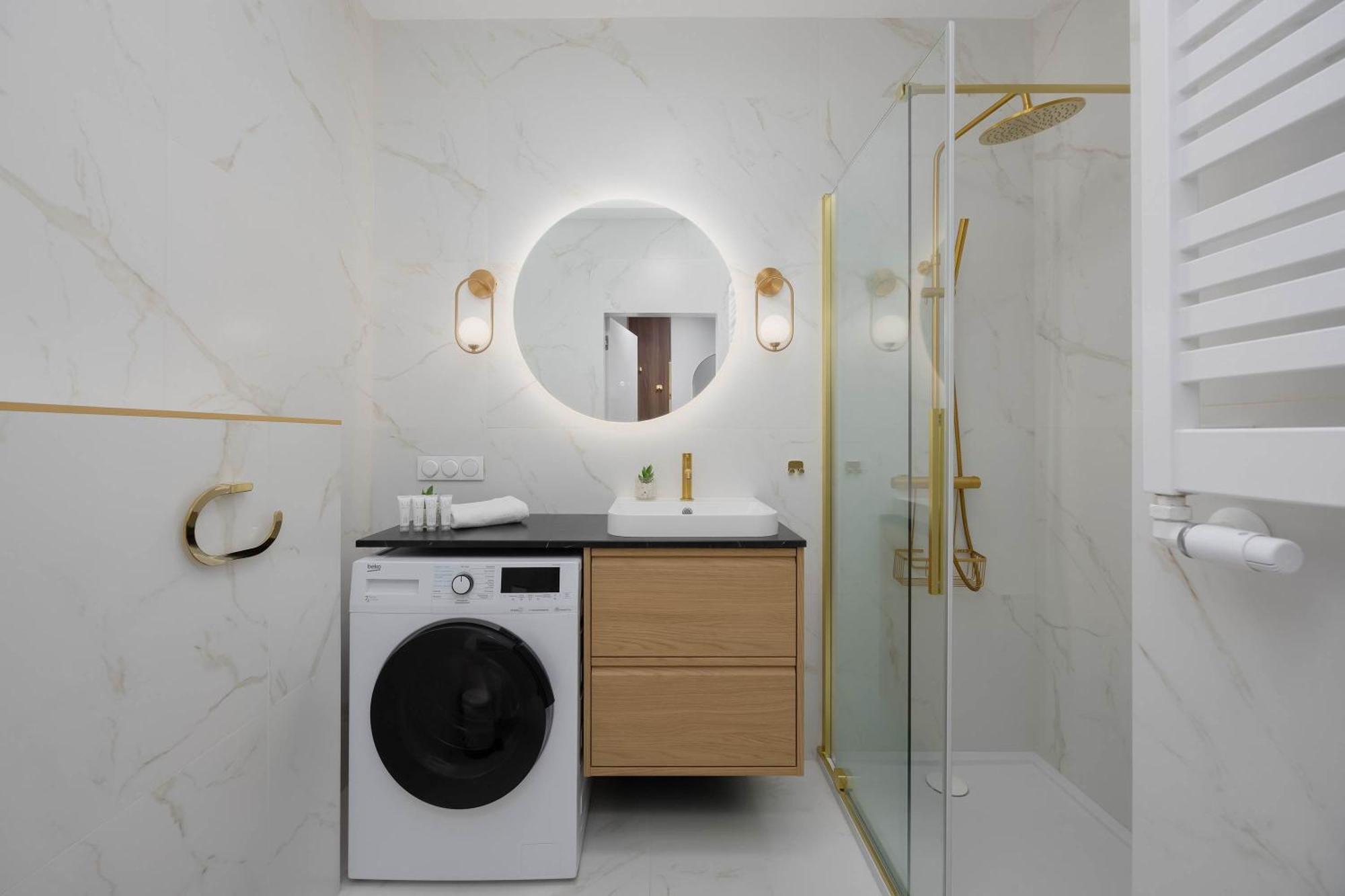 Deluxe Domaniewska With Ac By Renters Prestige