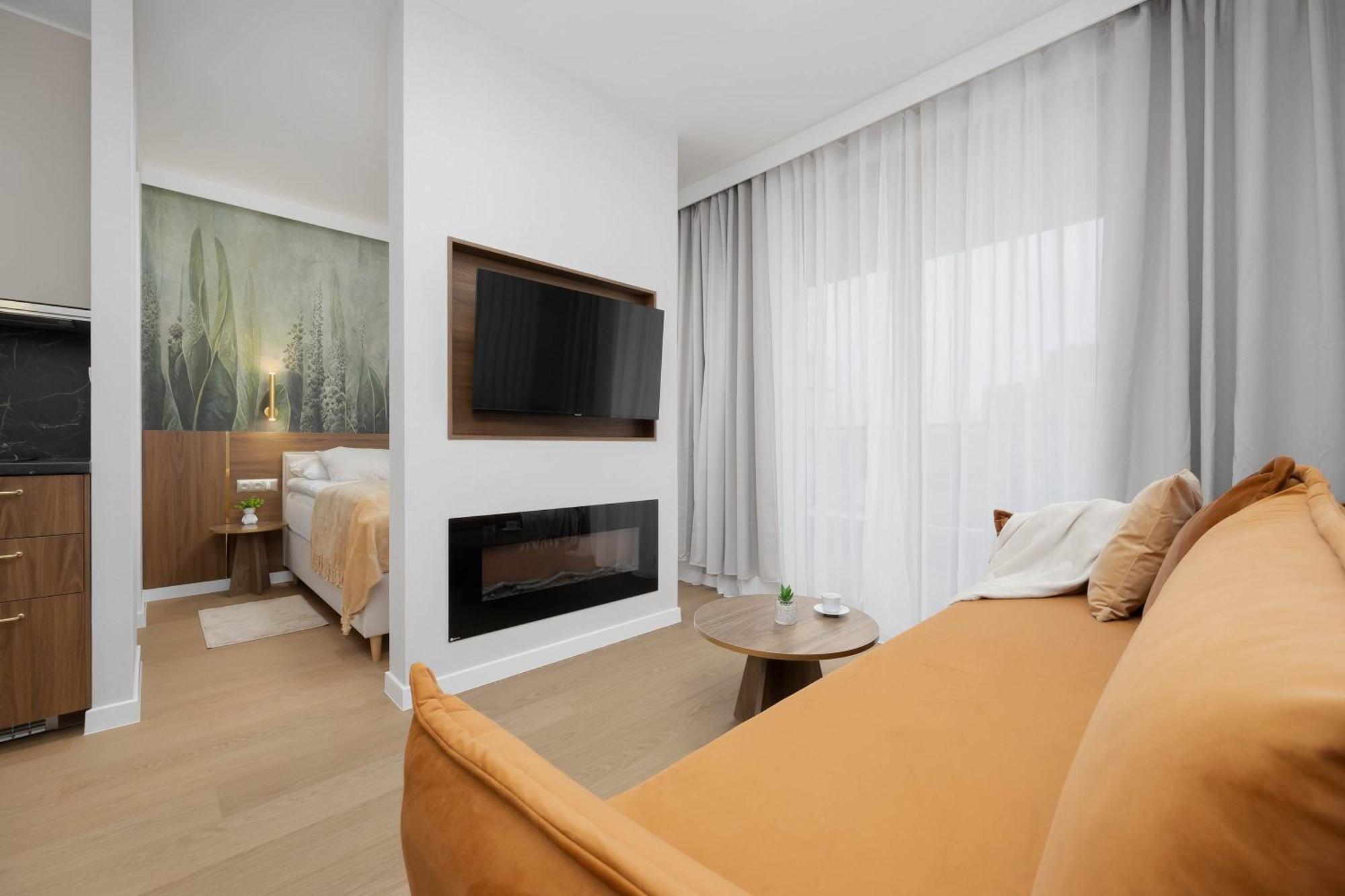 Deluxe Domaniewska With Ac By Renters Prestige Apartment Warsaw