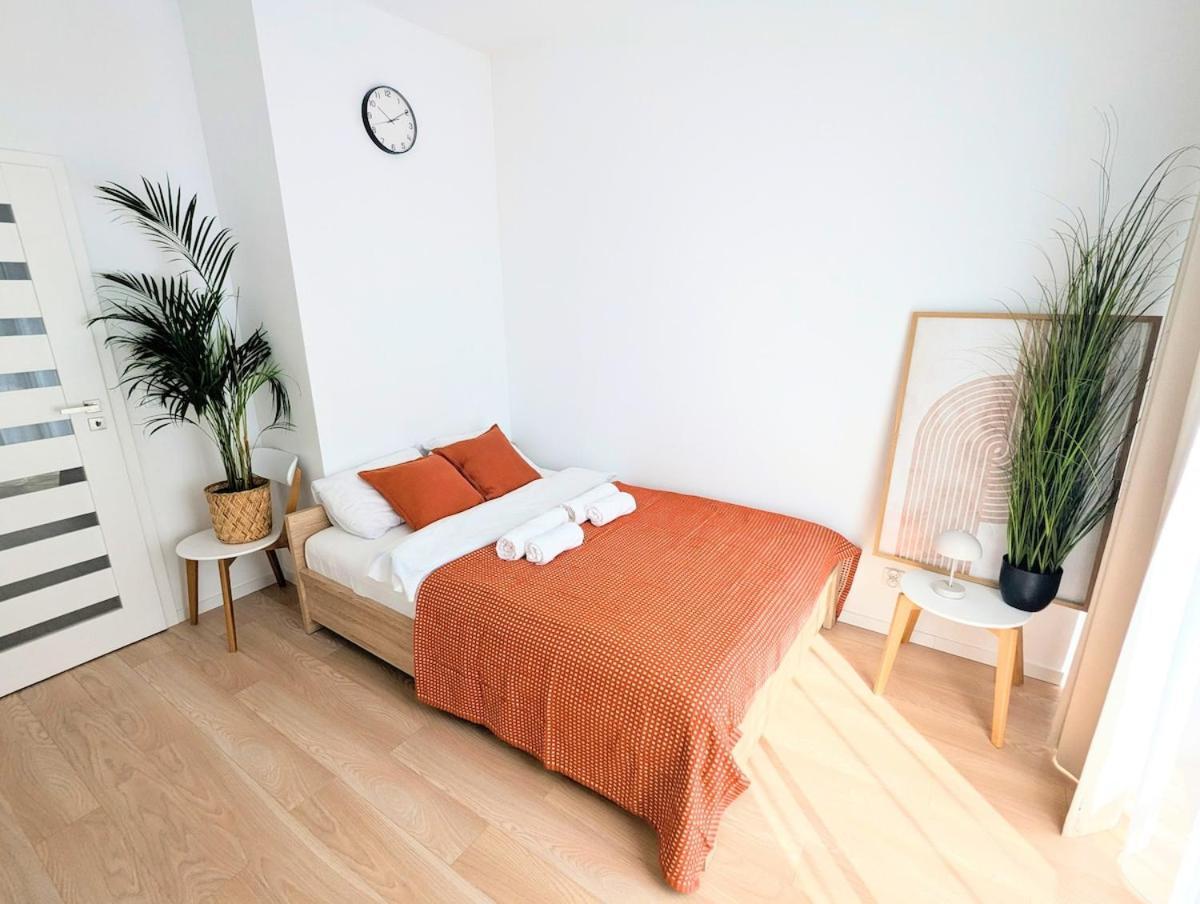 Modern 2-rm With Parking At Warsaw's Heart - Wola Apartament Warszawa