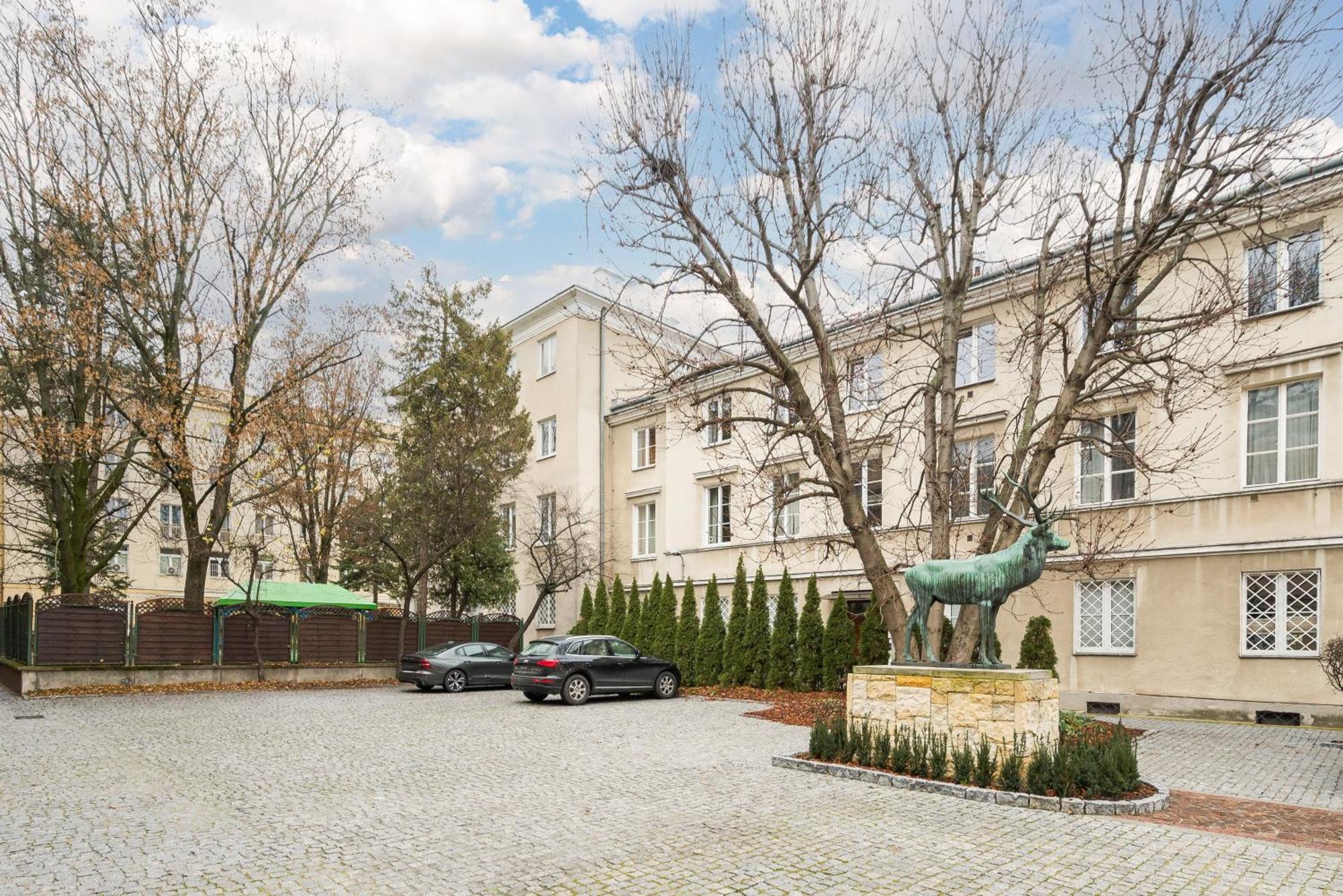 Nowy Swiat 35 With Mezzanine *
