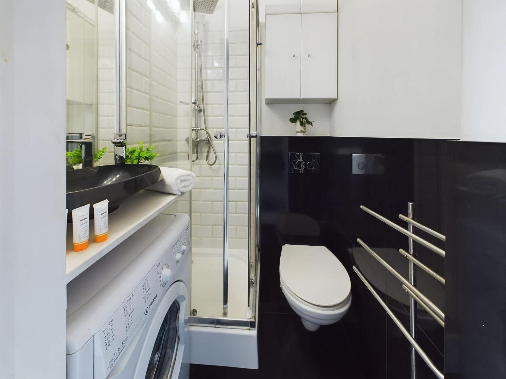 Apartment Unique In The Capital For 2 People By Renters