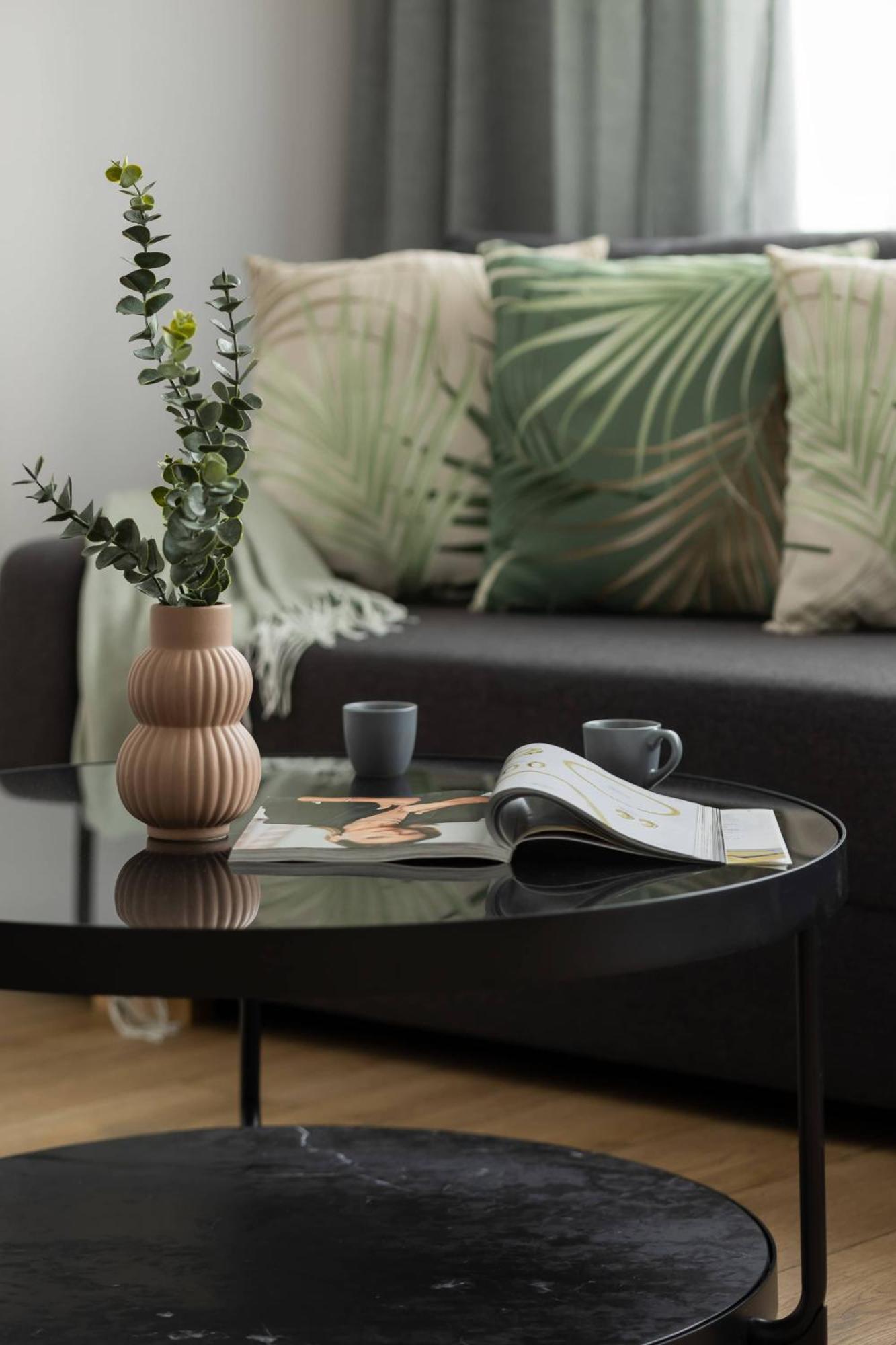 Apartment Modern And Bright With Parking Perfect For Remote Working By Renters *