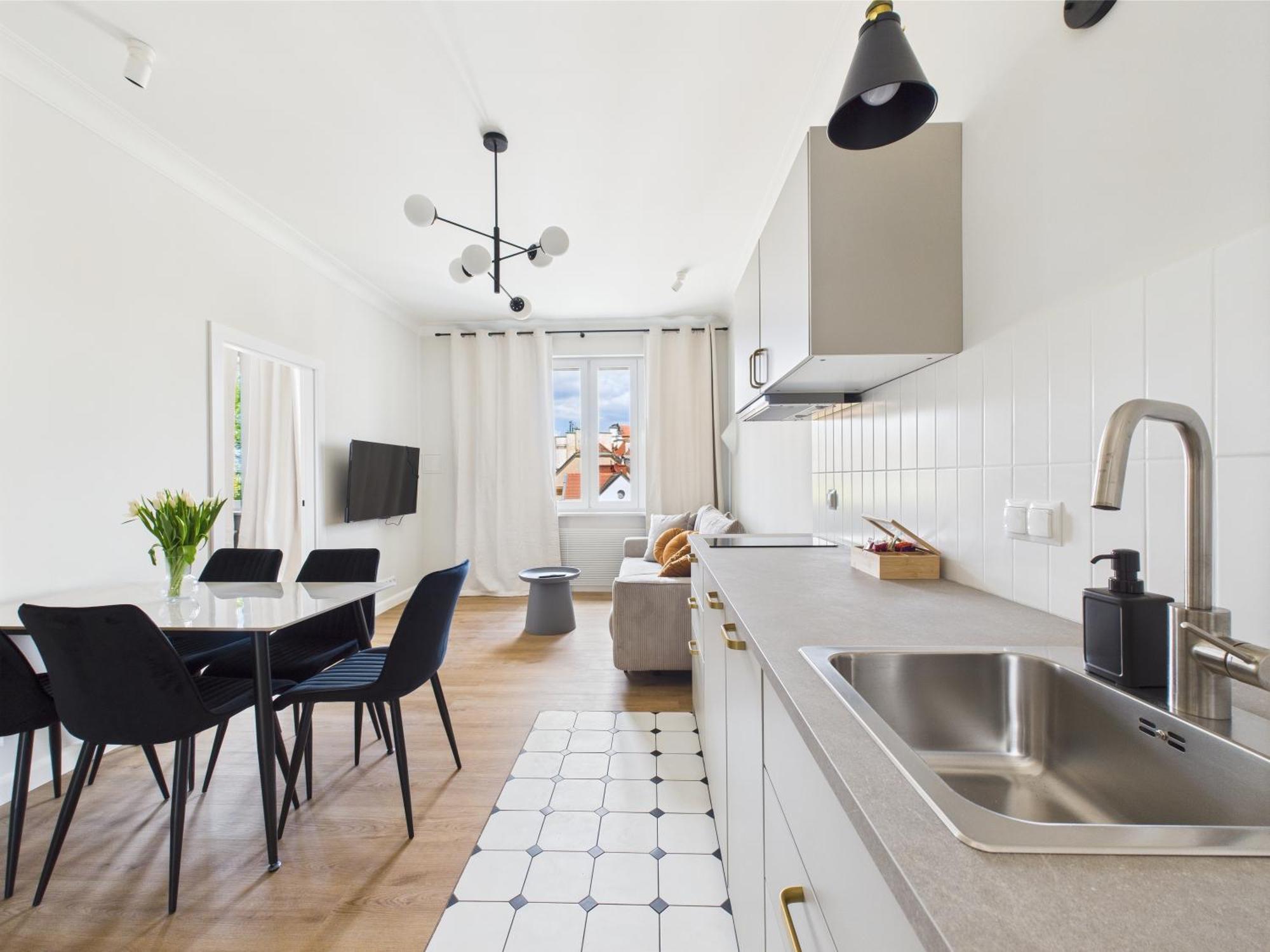 Premium Old Town Apartment