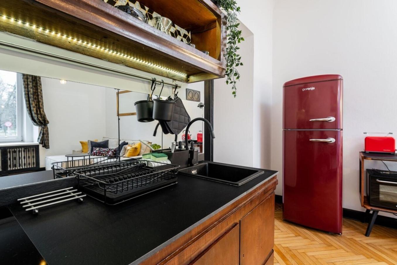 Bergamot Center Apartment Warsaw