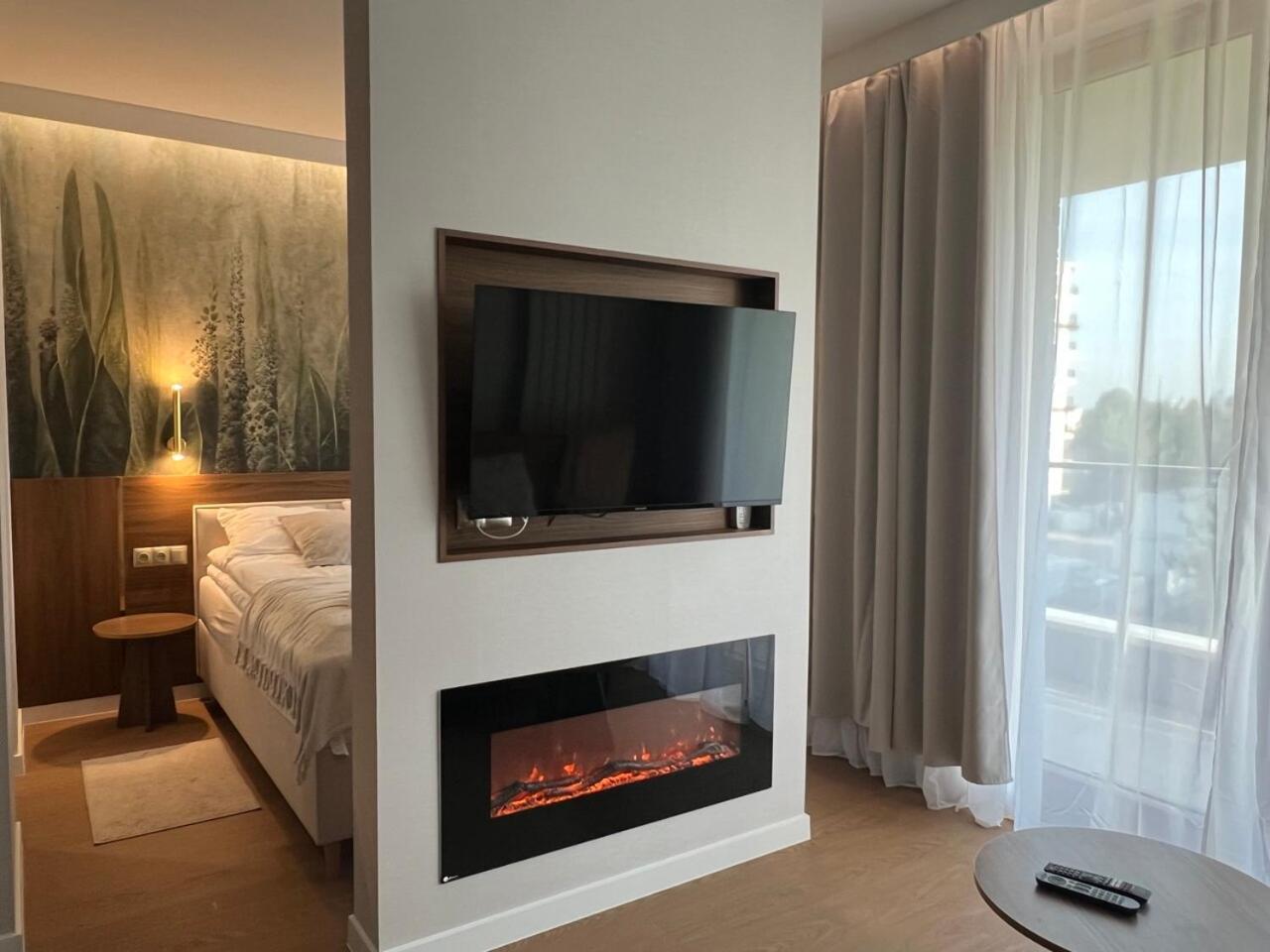 Deluxe Domaniewska With Ac By Renters Prestige
