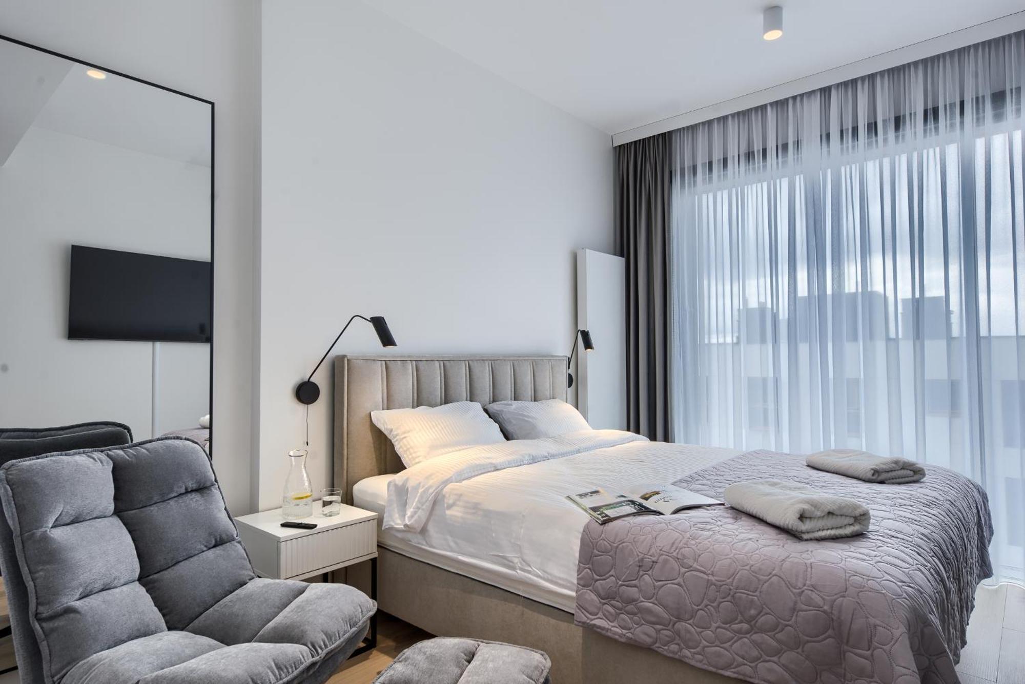 Apartment Towarowa Towers Residences *