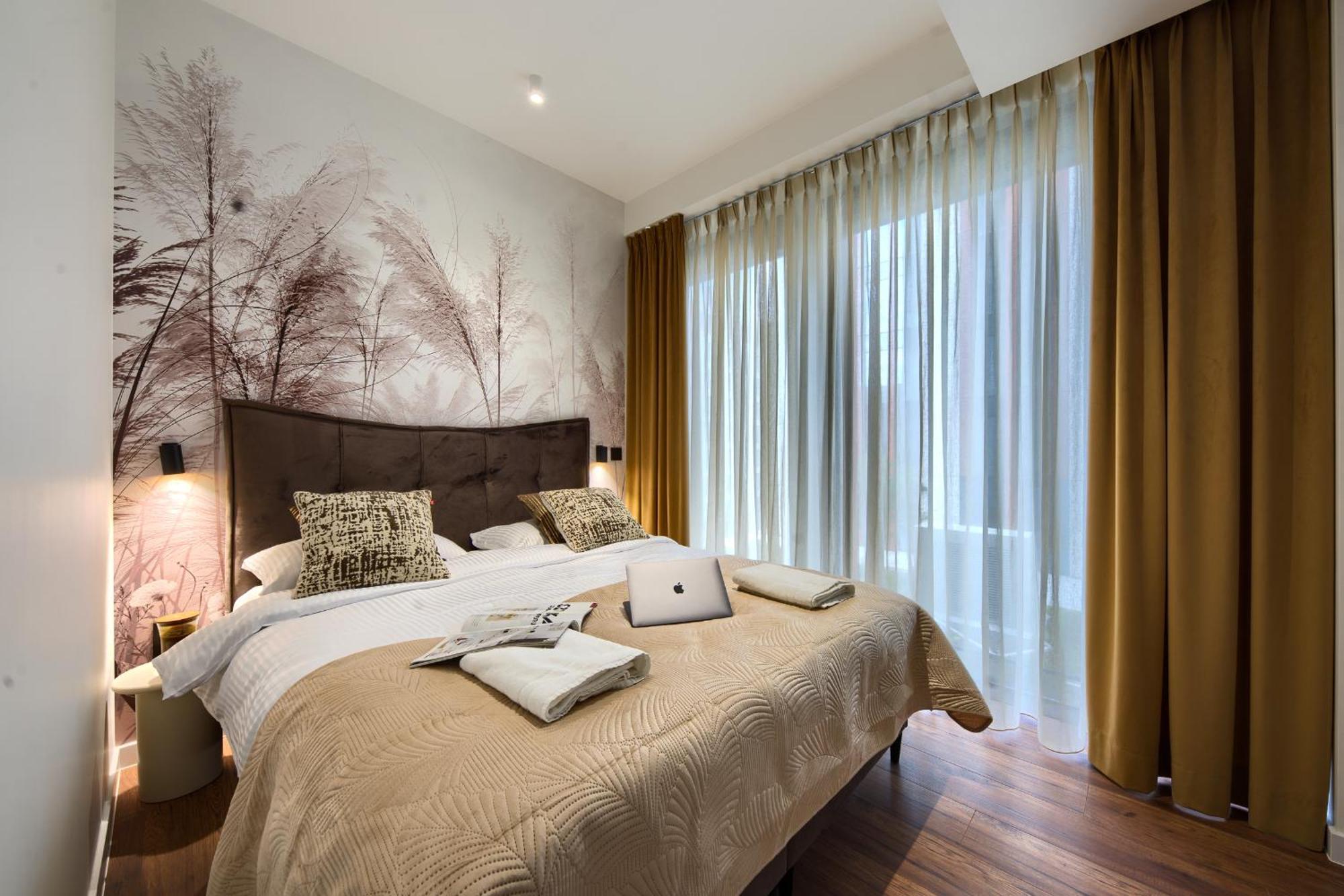 Towarowa Towers Residences