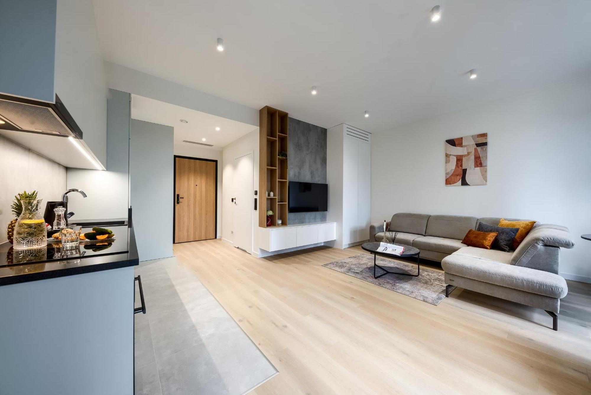 Towarowa Towers Residences