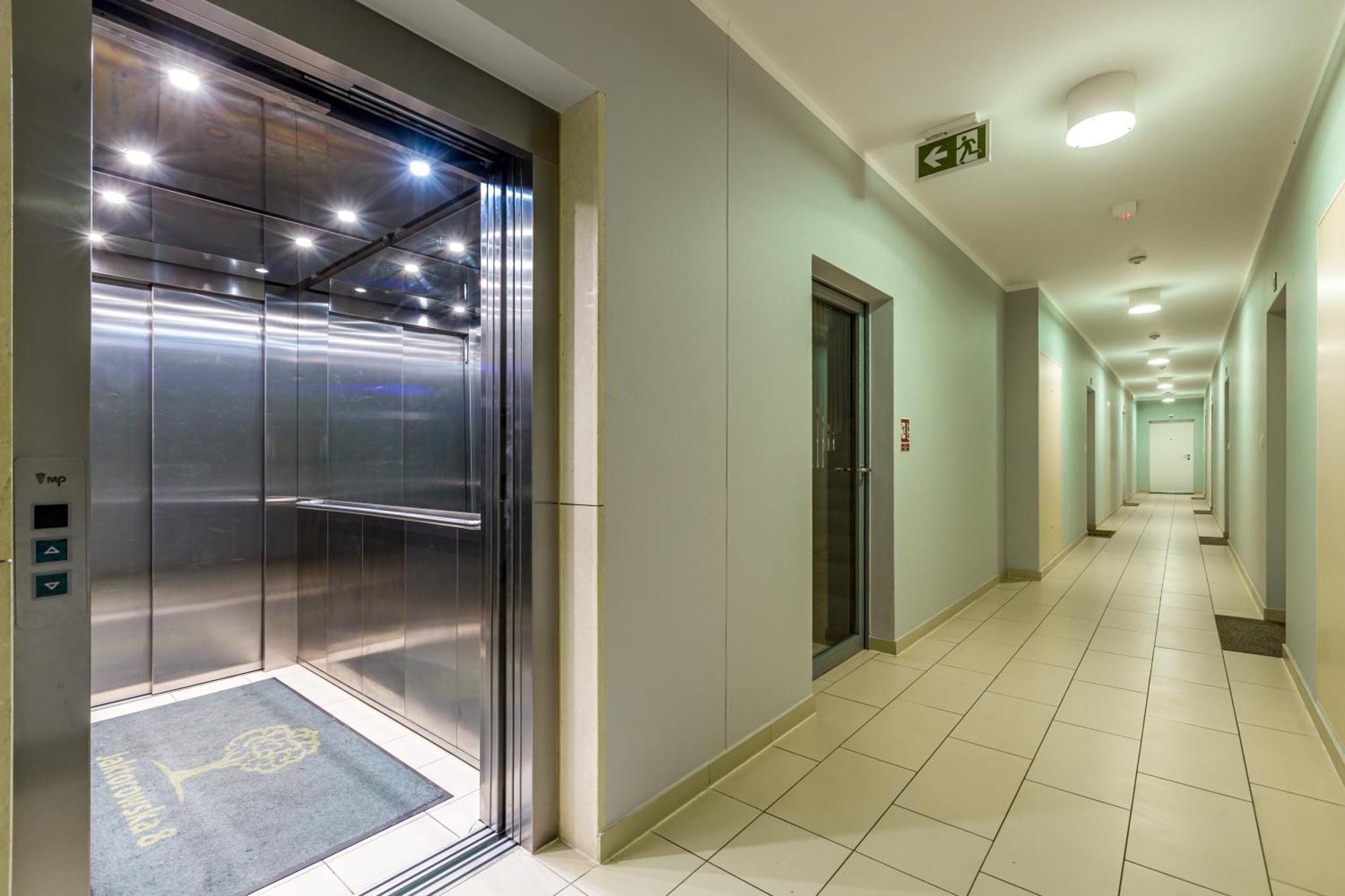 Wola Nest By Aparo - Metro Rondo Daszynskiego, Centrum, Browary Warszawskie, Winda, Balkon Apartament