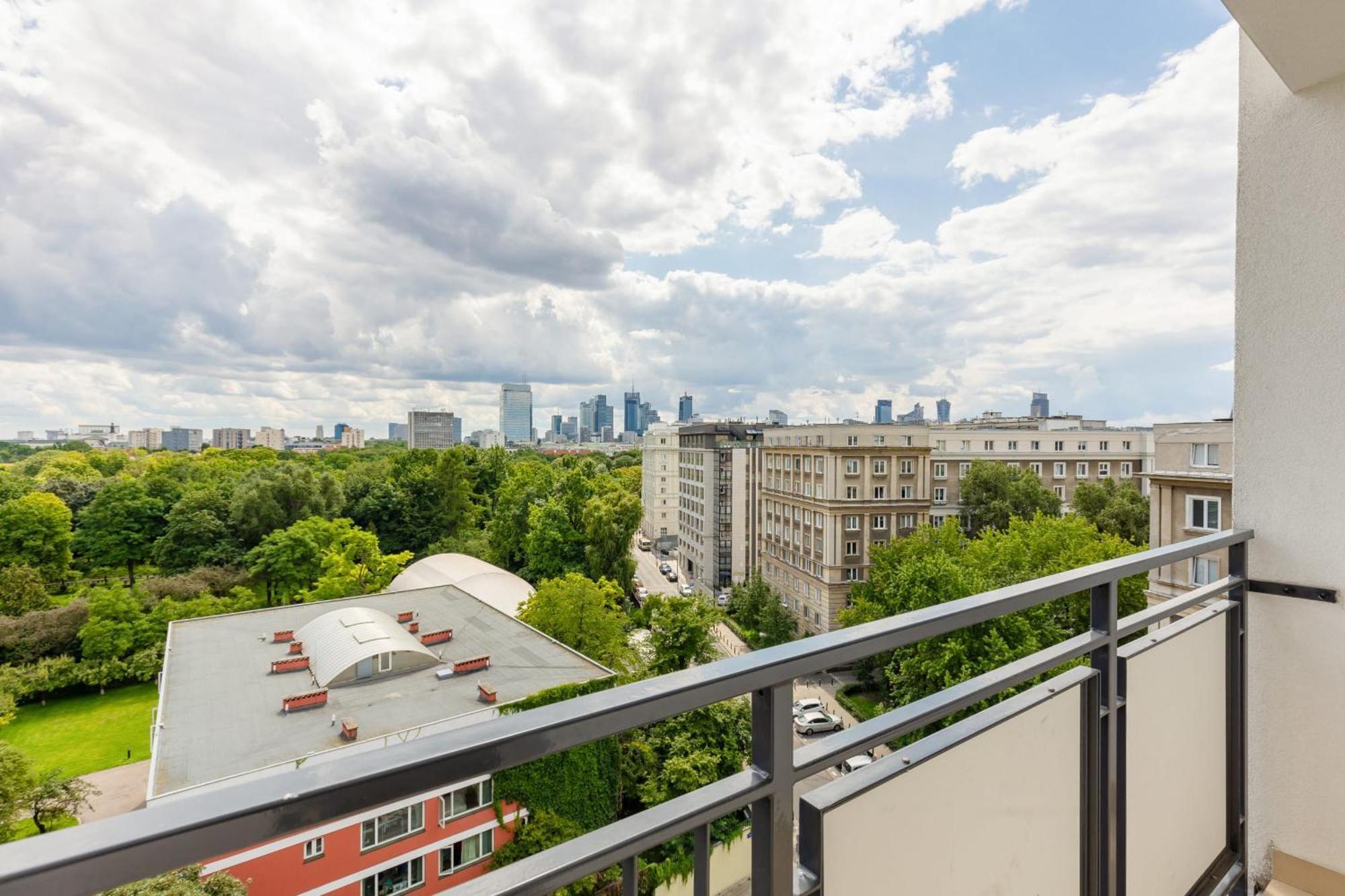 Family Near Old Town By Renters * Warsaw