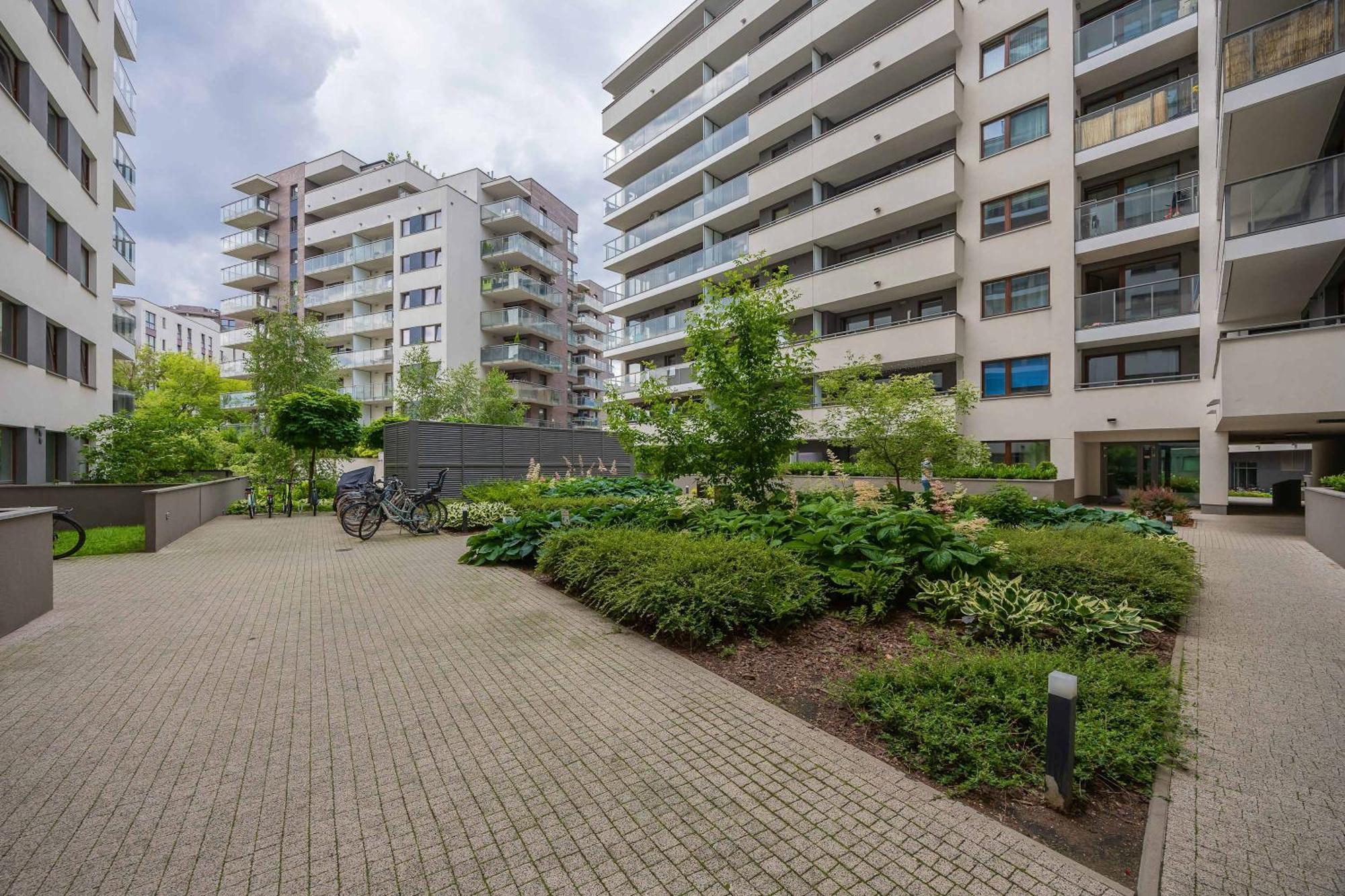 Functional With 2 Bedrooms And Parking In Wola District By Renters Apartament Warszawa