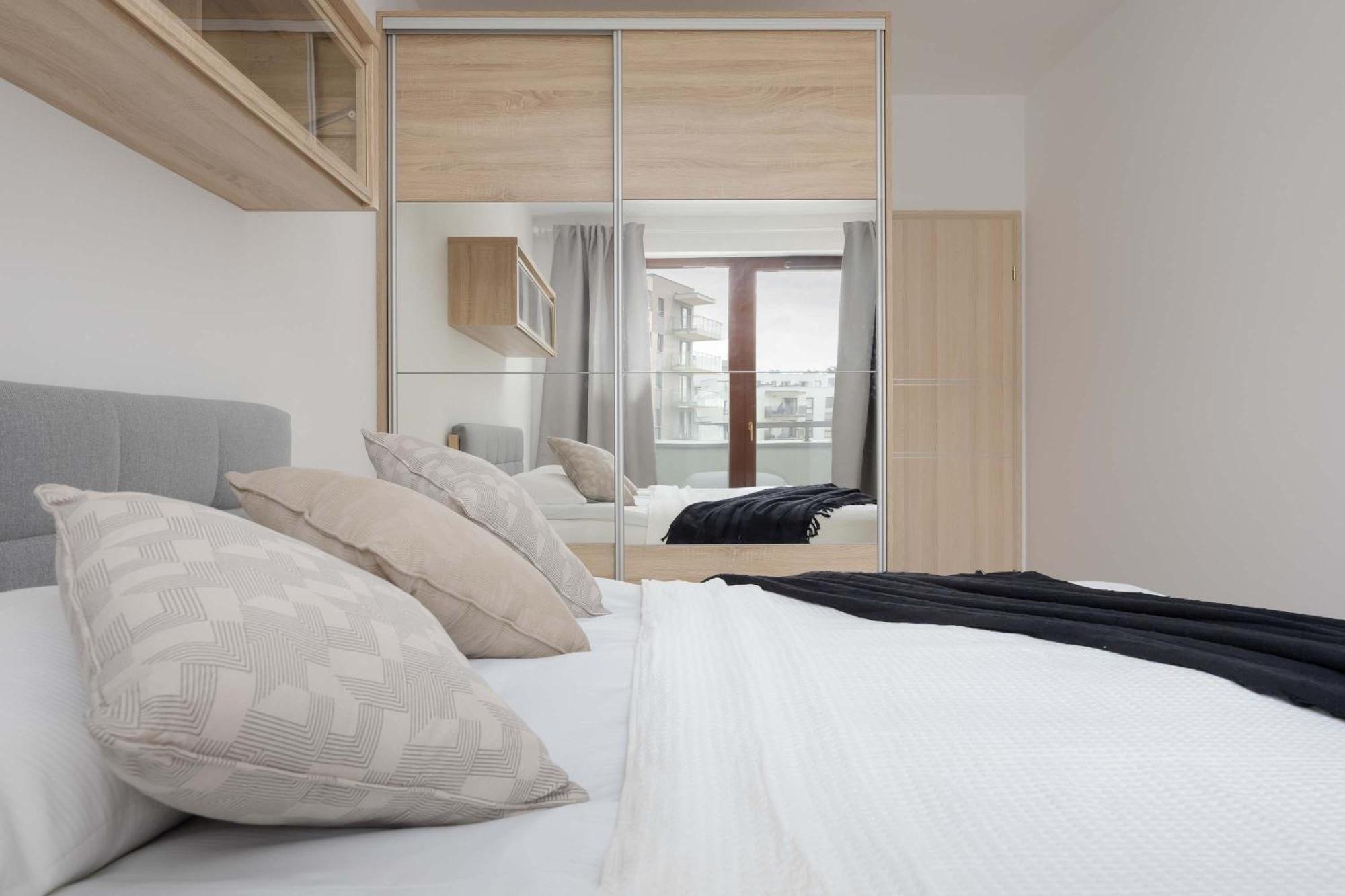 Apartament Functional With 2 Bedrooms And Parking In Wola District By Renters