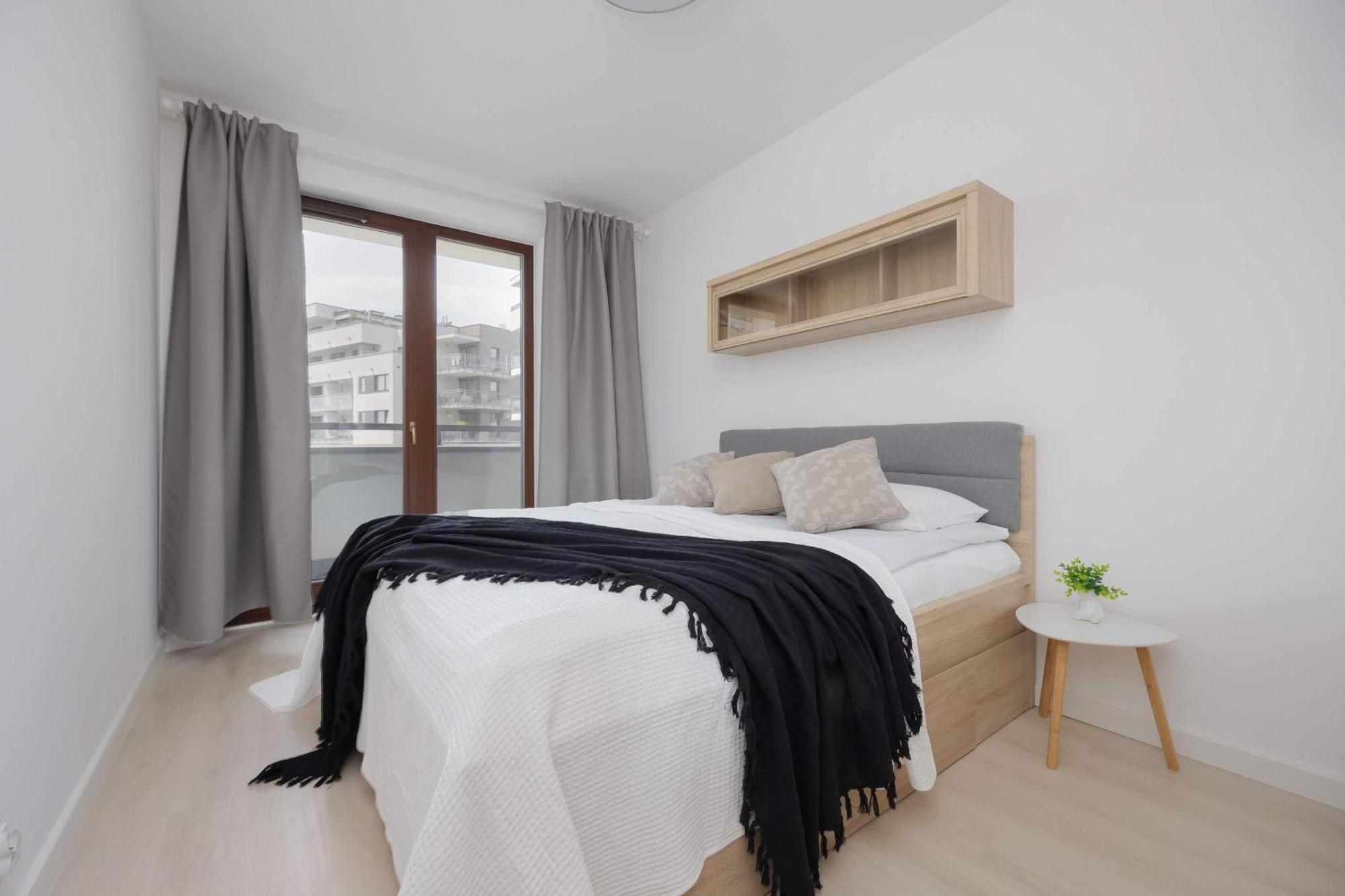 Functional With 2 Bedrooms And Parking In Wola District By Renters Apartament Warszawa