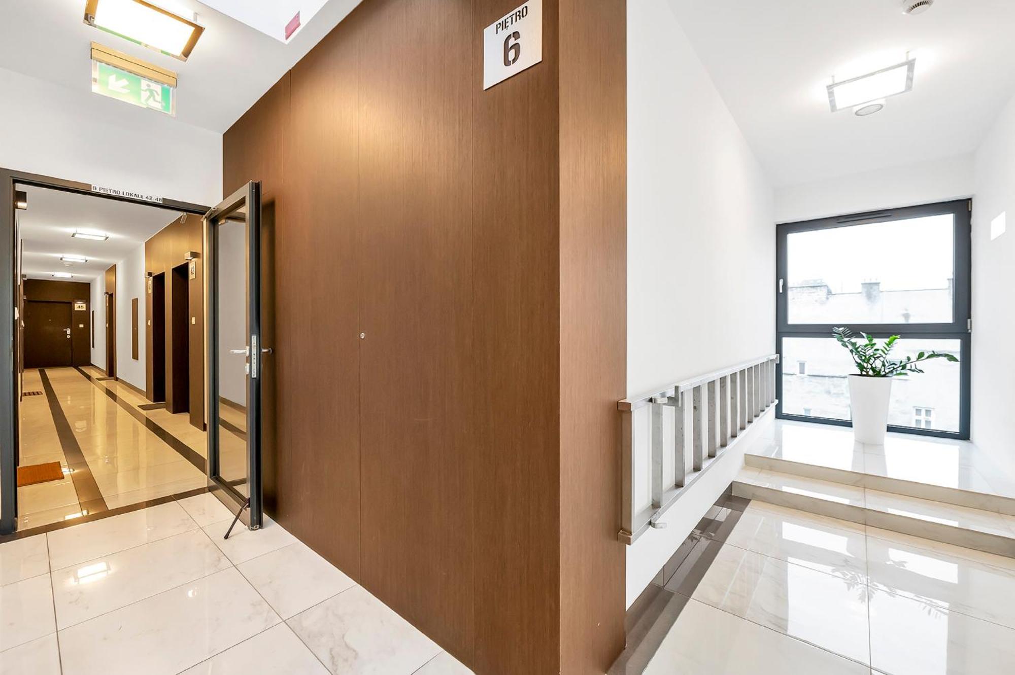 Apartamento Lumina Comfortable With Balcony