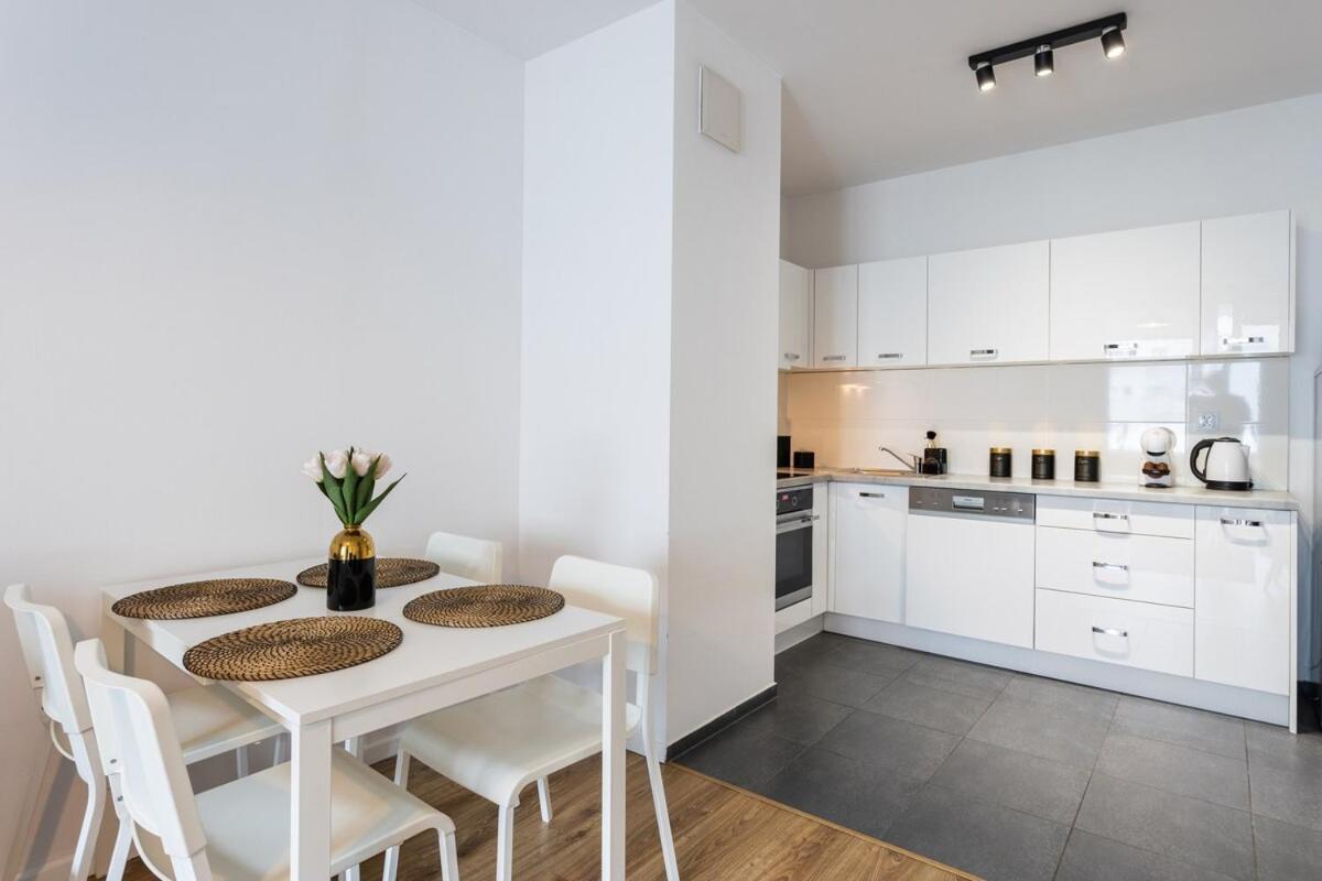 Apartment Chic - Modern And Cozy - Location - Pereca *