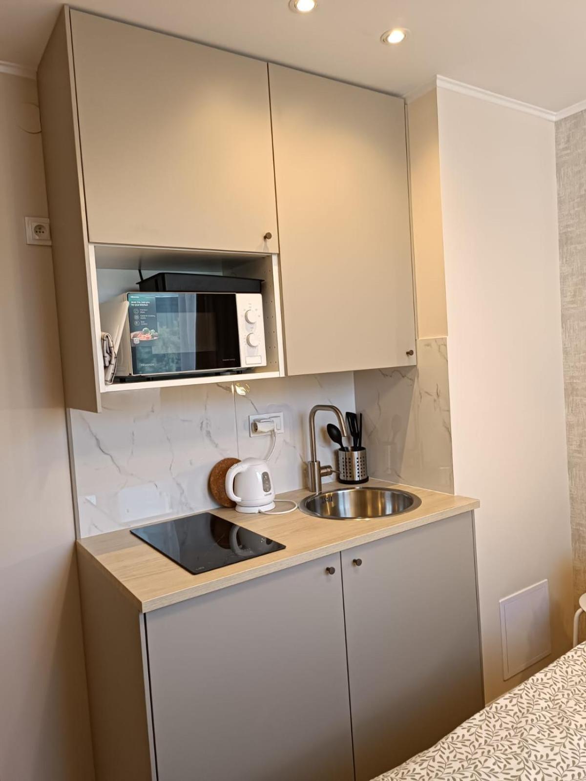 Apartment Super Small With Palace View! Warsaw