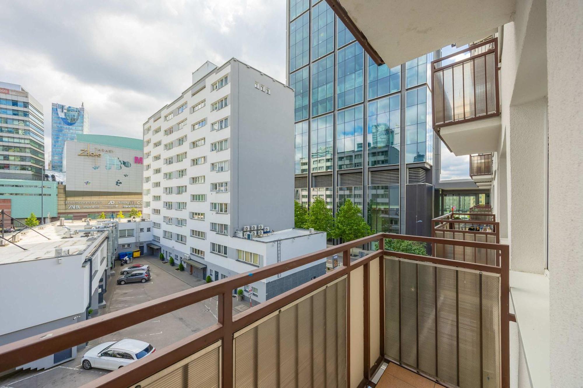 Chmielna Dla 3 Osob Centrum Warszawy By Renters Warszawa