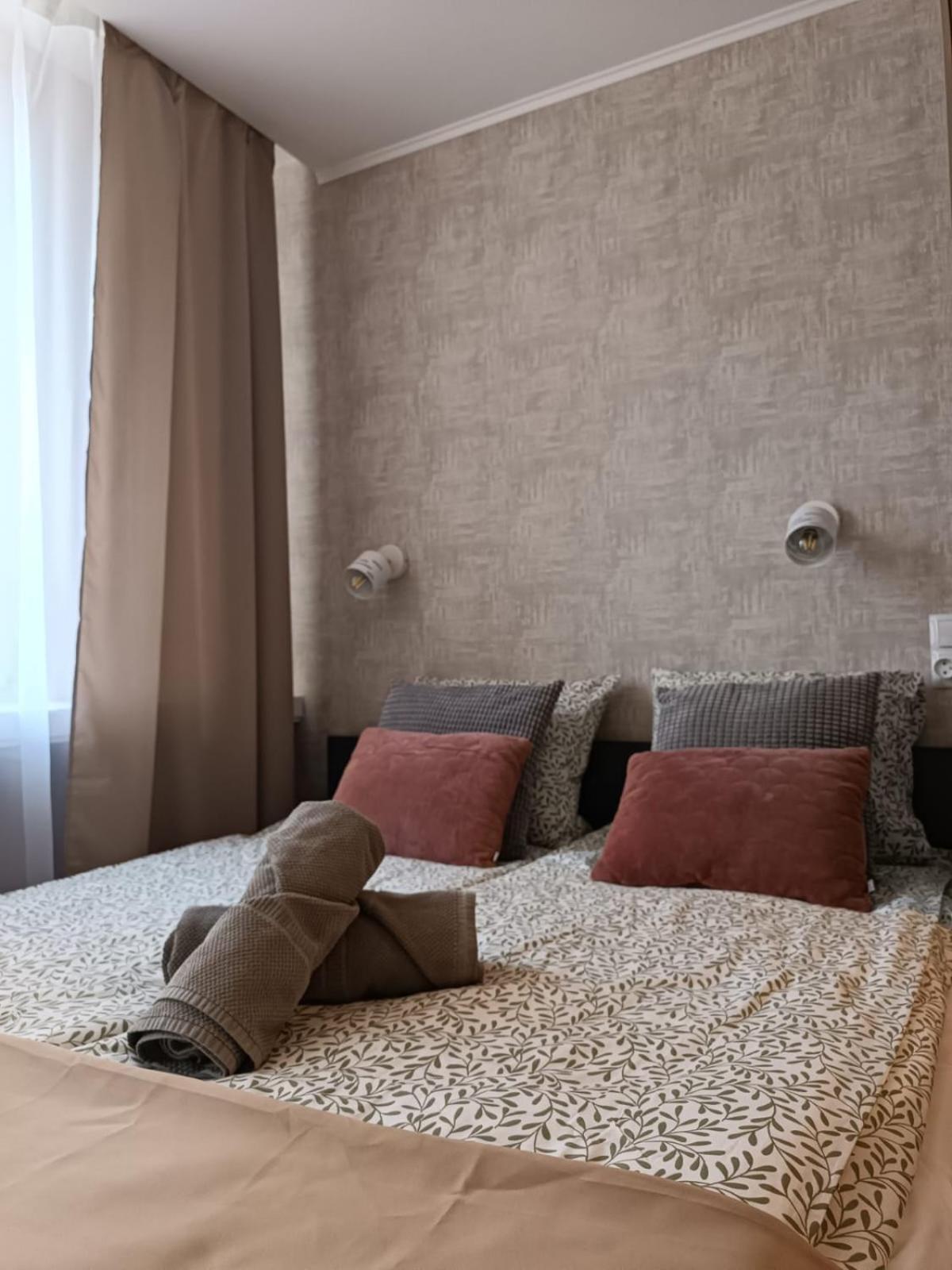 Super Central Flat With Balcony And View Of The Palace -50m From Marriott