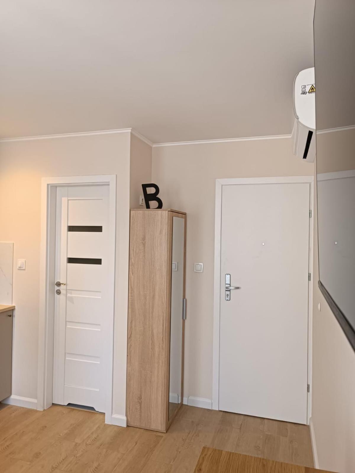 Super Central Flat With Balcony And View Of The Palace -50m From Marriott Căn hộ Warsaw