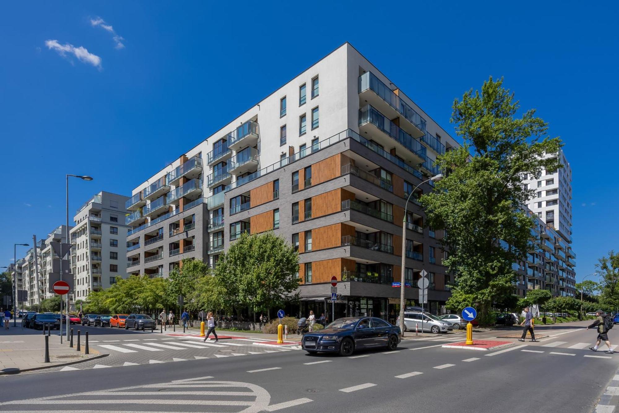 Apartment Siedmiogrodzka With Balcony & Parking Wola By Renters