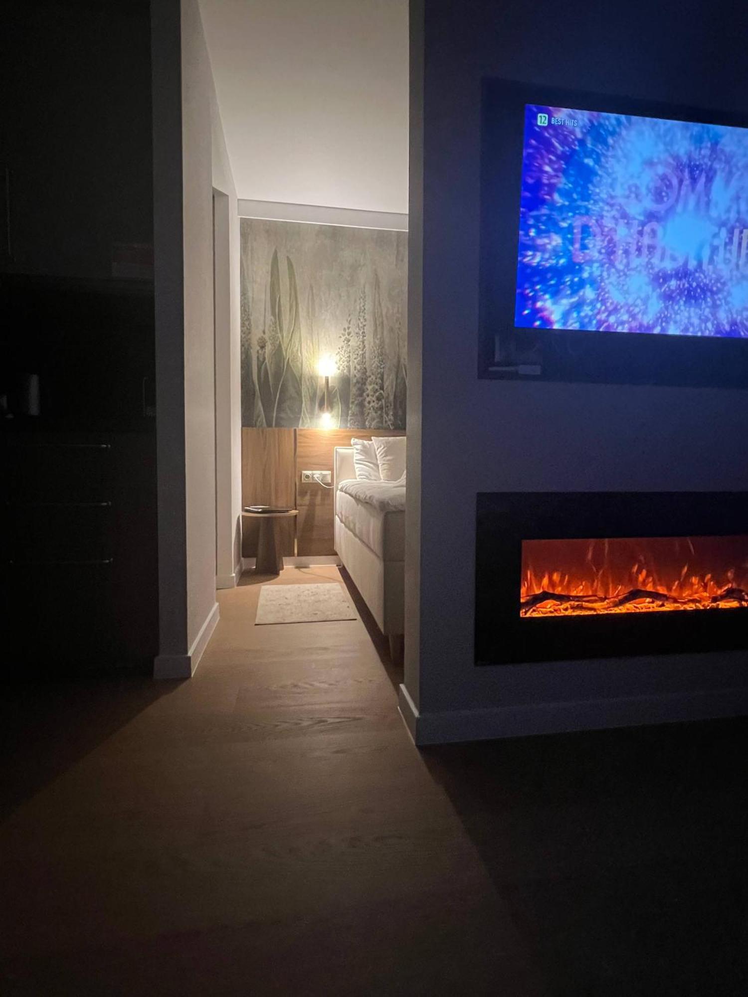Deluxe Domaniewska With Ac By Renters Prestige Apartment