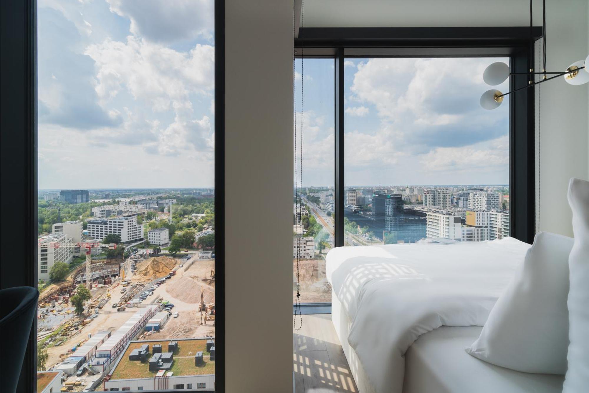 J&k Towarowa Towers Apartment *