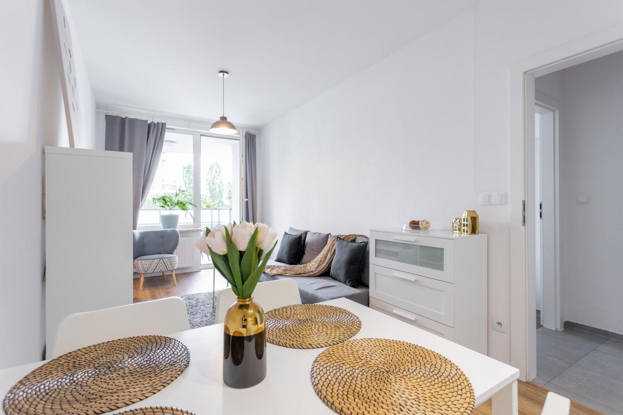 Chic - Modern And Cozy - Location - Pereca Apartment
