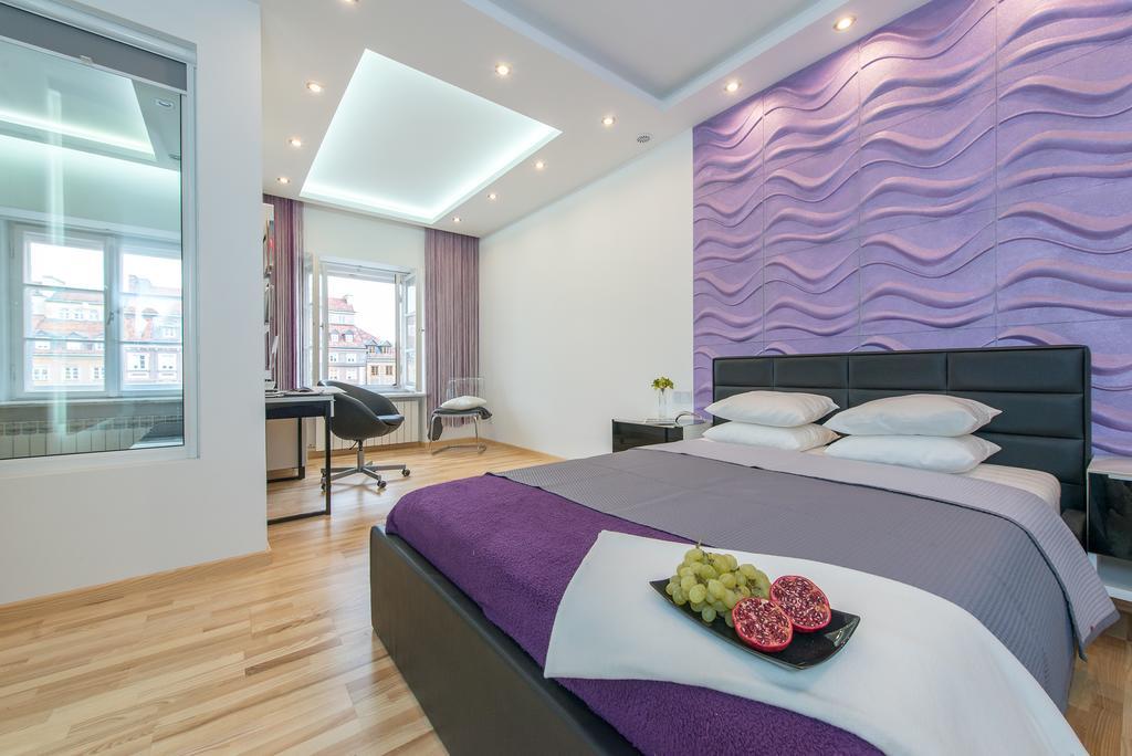 Old Town Square P&o Apartment *