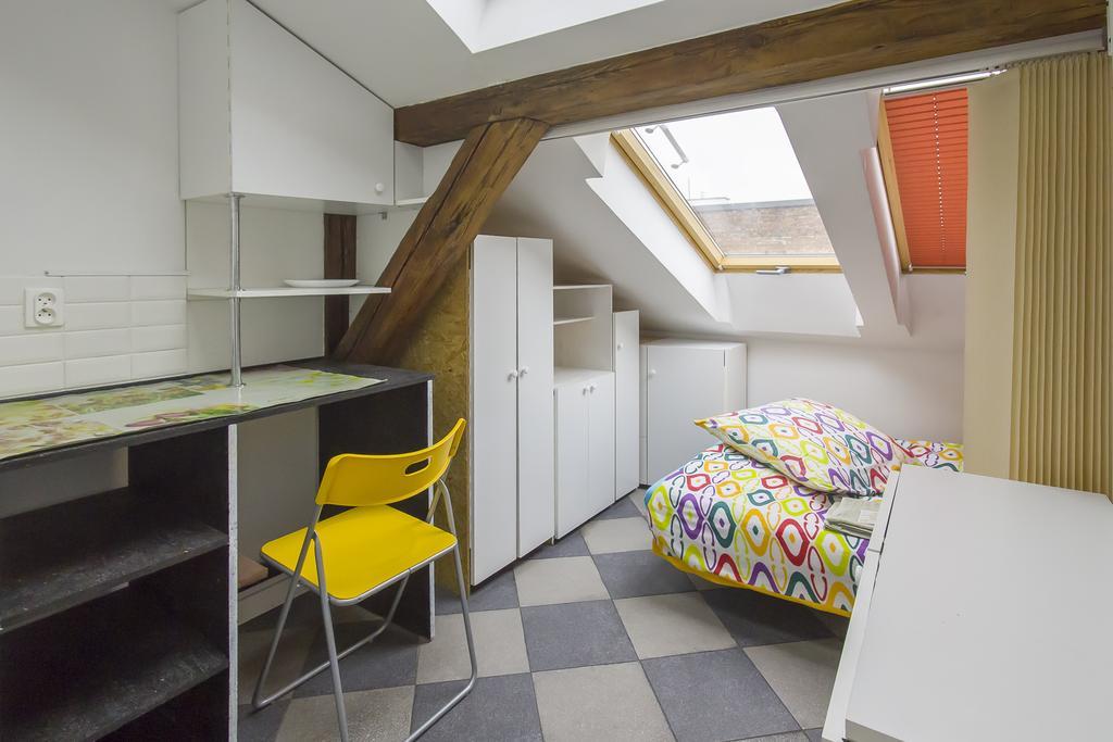 Homestay Attic Place