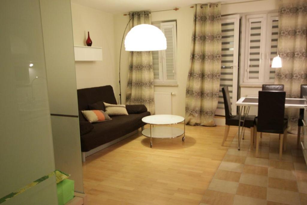 Eden Lucka Apartment