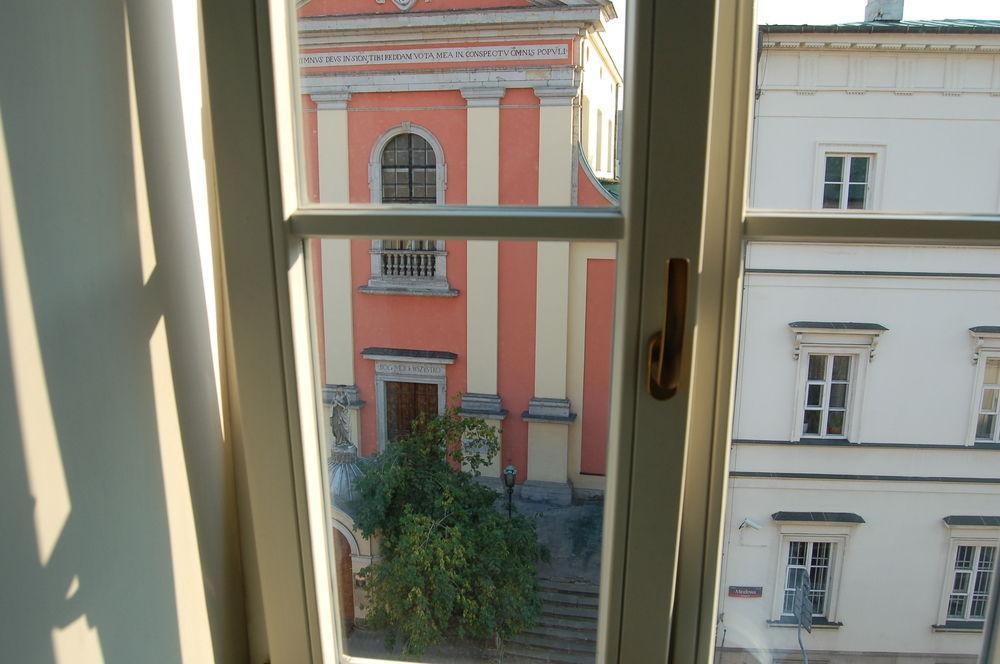 Miodowa Old Town Apartment