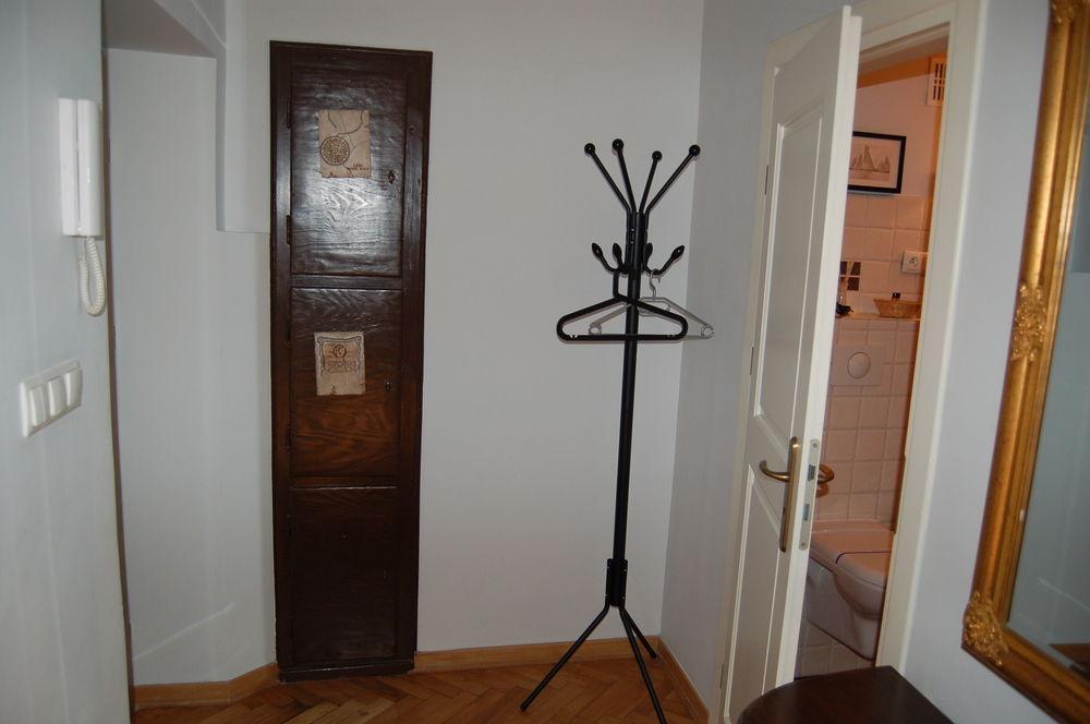 Miodowa Old Town Apartment *