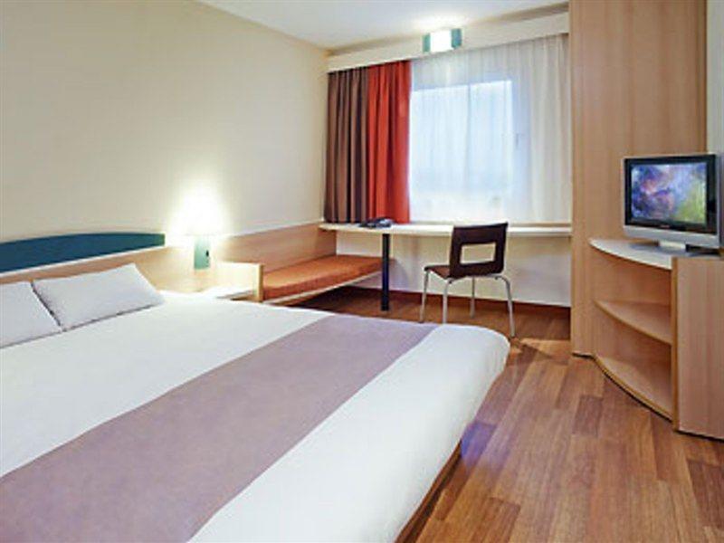 Hotel Ibis Ostrobramska Warsaw