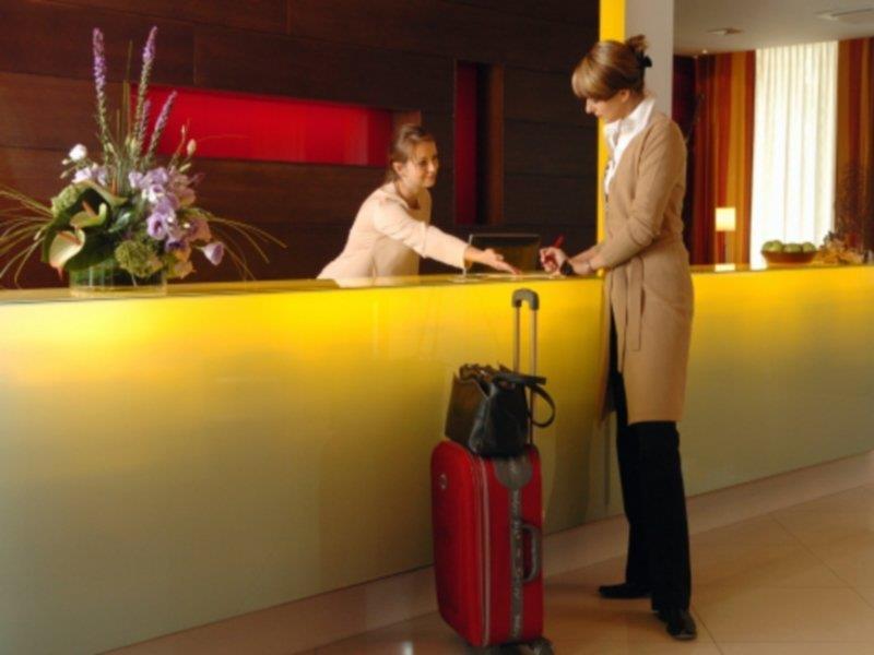 Aparthotel Mamaison Diana 4*