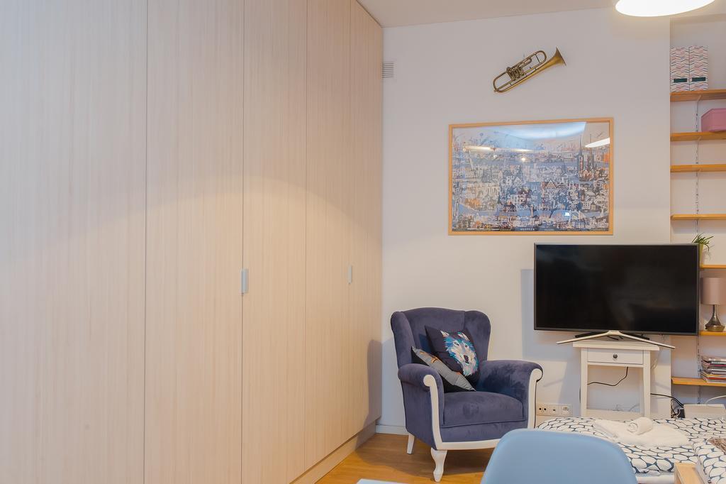 Wyzwolenia Studio For 3 * Warsaw