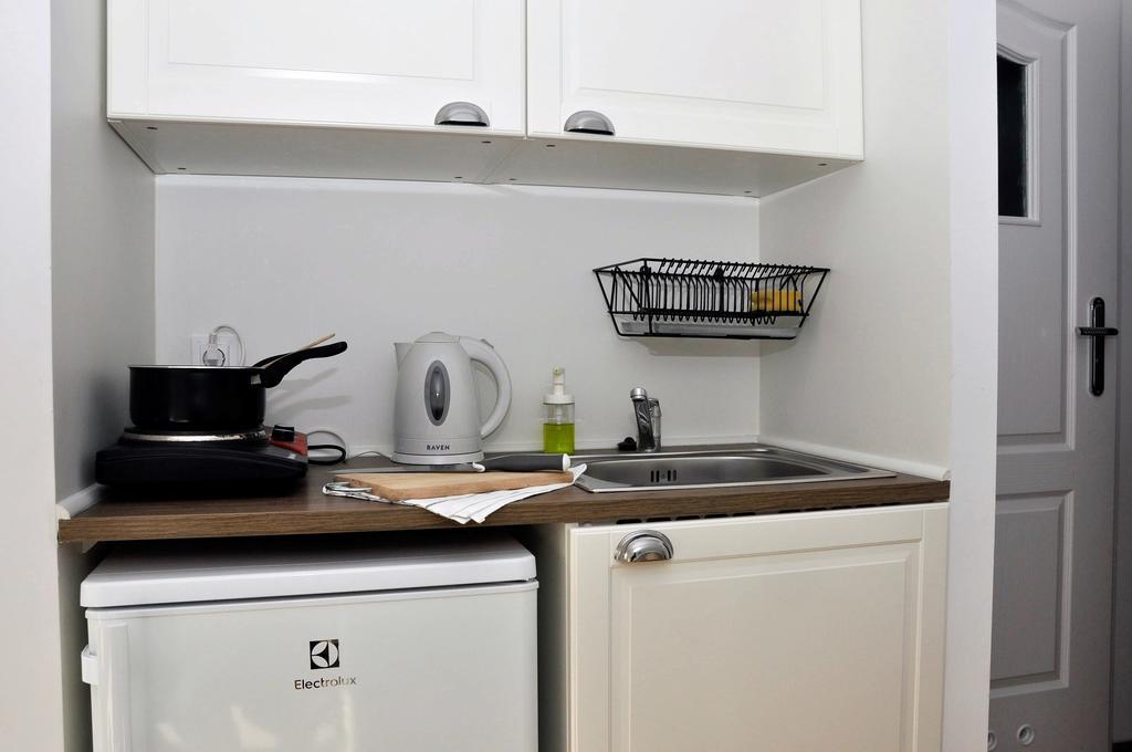 Prudentia Anin Economy Apartament *