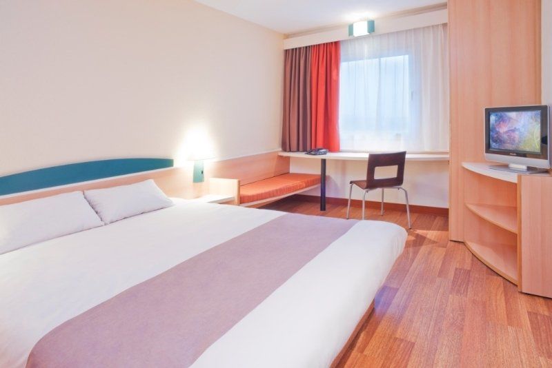 Ibis Ostrobramska Warsaw