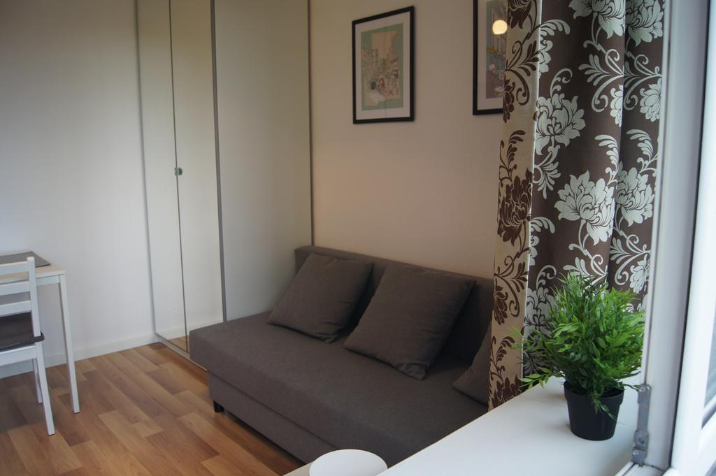 Saska Kepa Zwyciezcow Apartment Warsaw