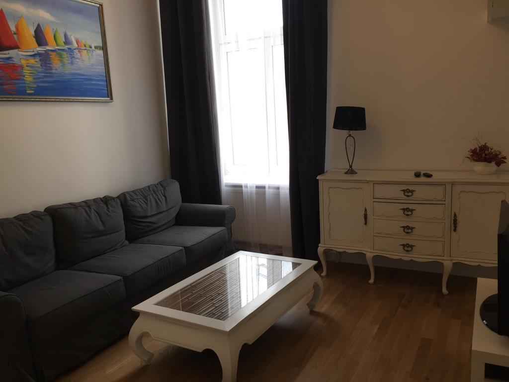Apartment Smolna *