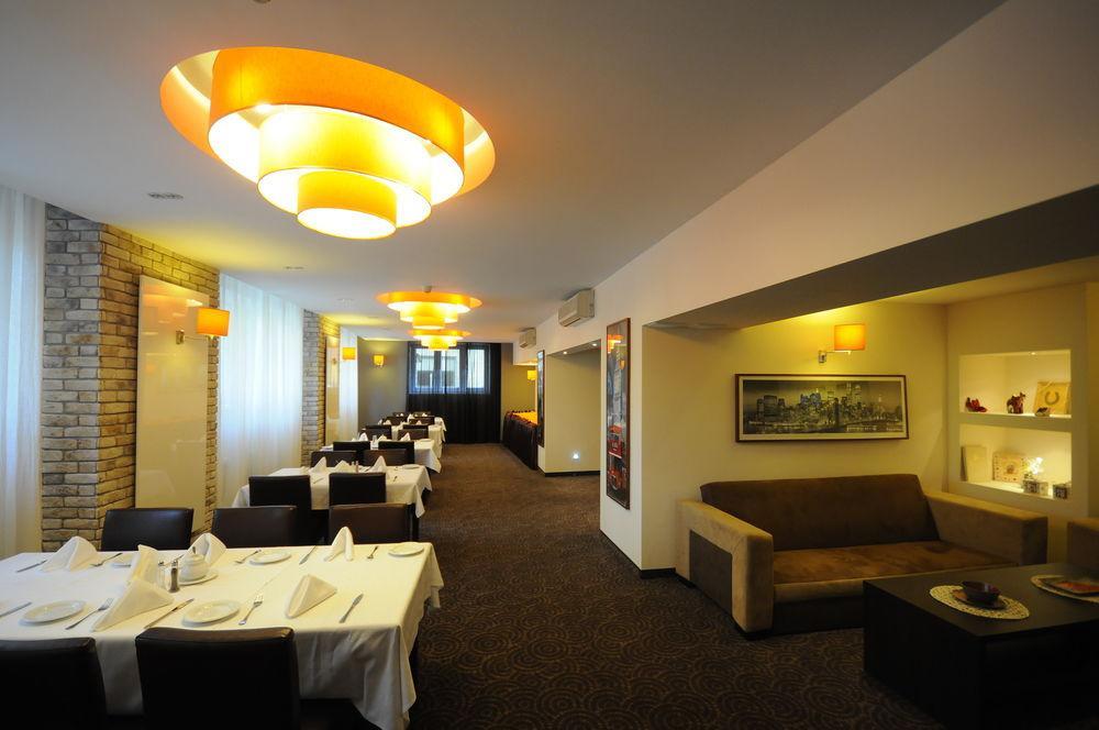 Karat Bed & Breakfast 2*