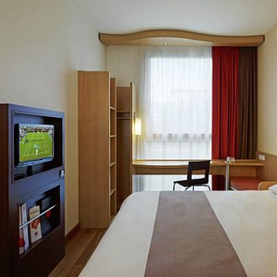 Ibis Reduta Hotel 3*