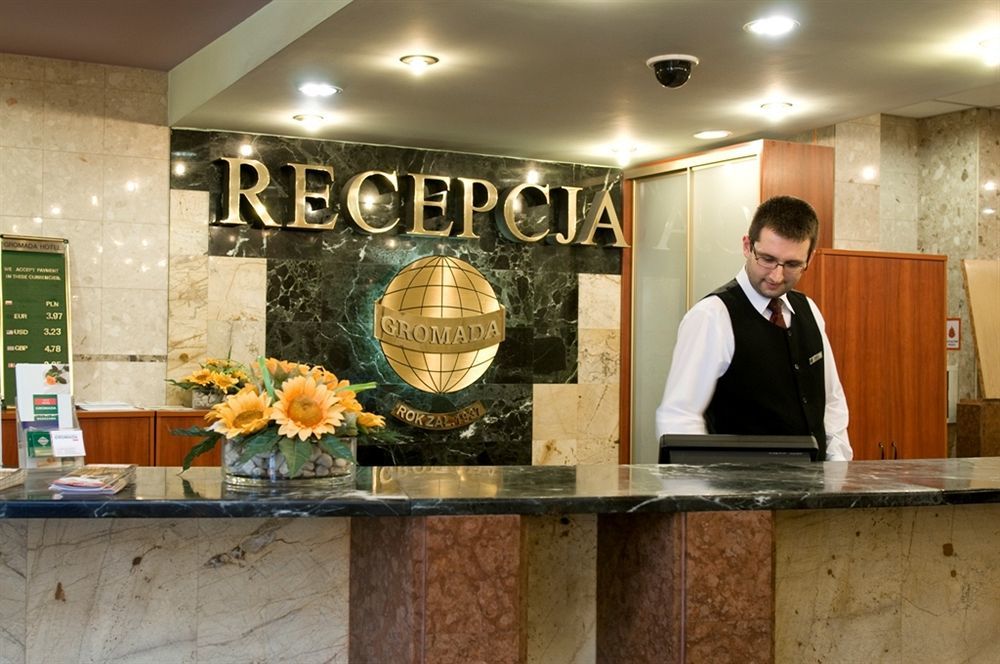 Hotel Sangate Airport Warsaw