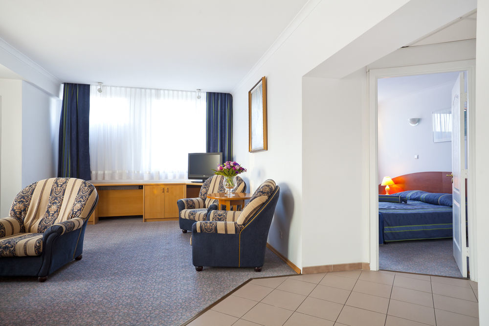 Belwederski Hotel 3*