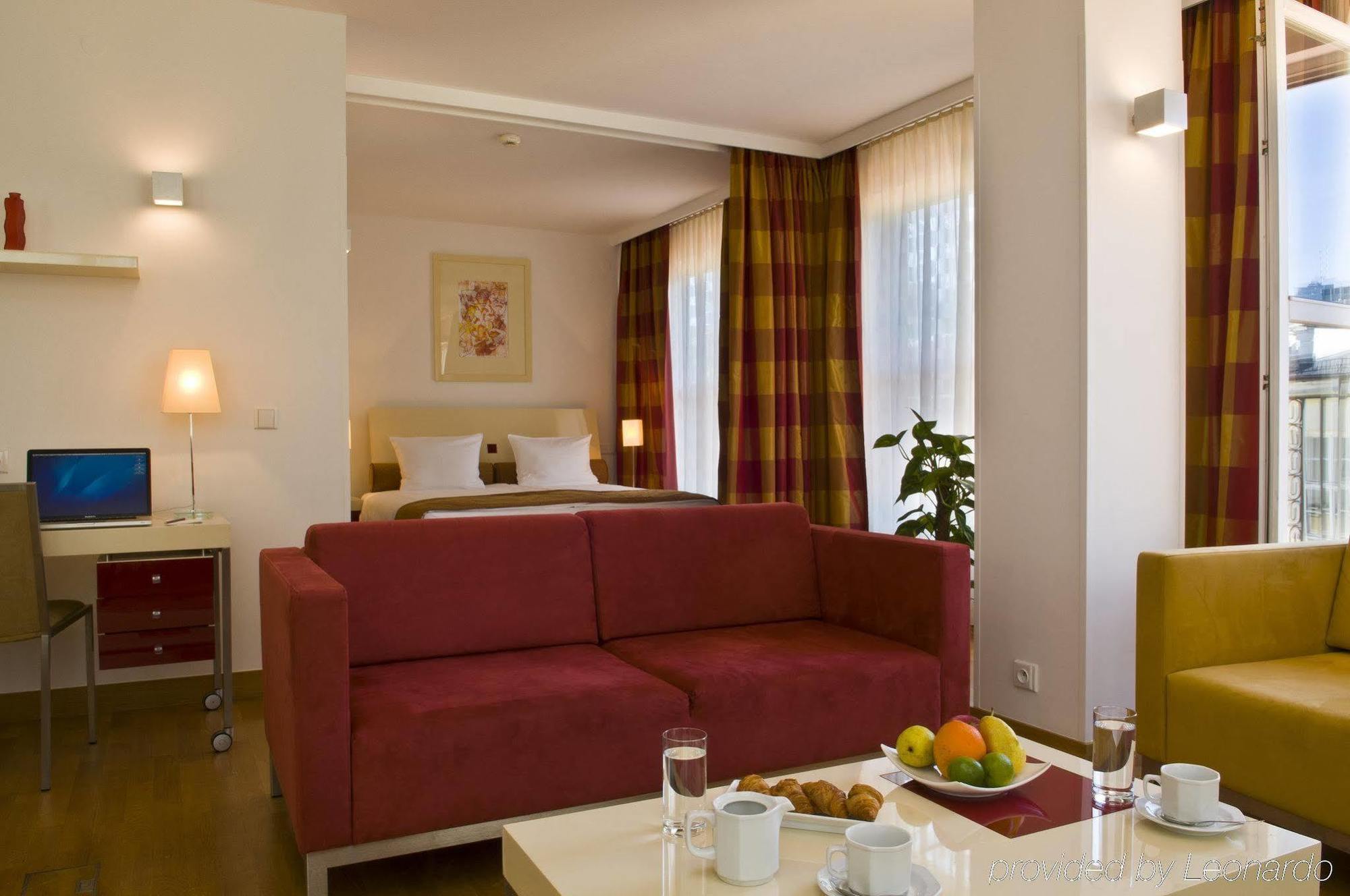 Mamaison Diana Aparthotel 4*